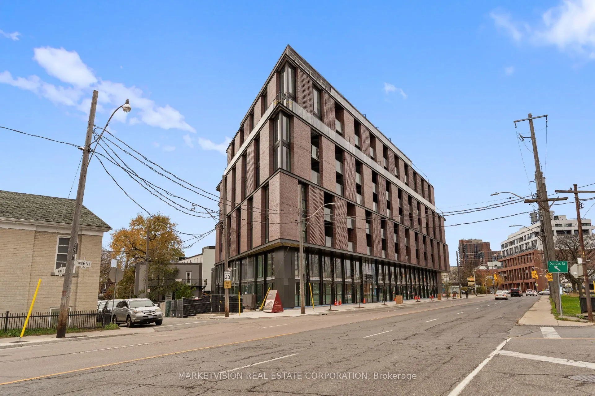 2625 Dundas Street W #808