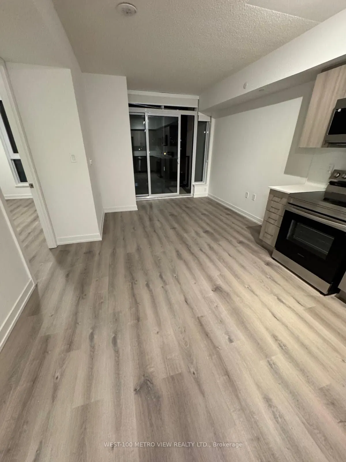 556 Marlee Avenue #412