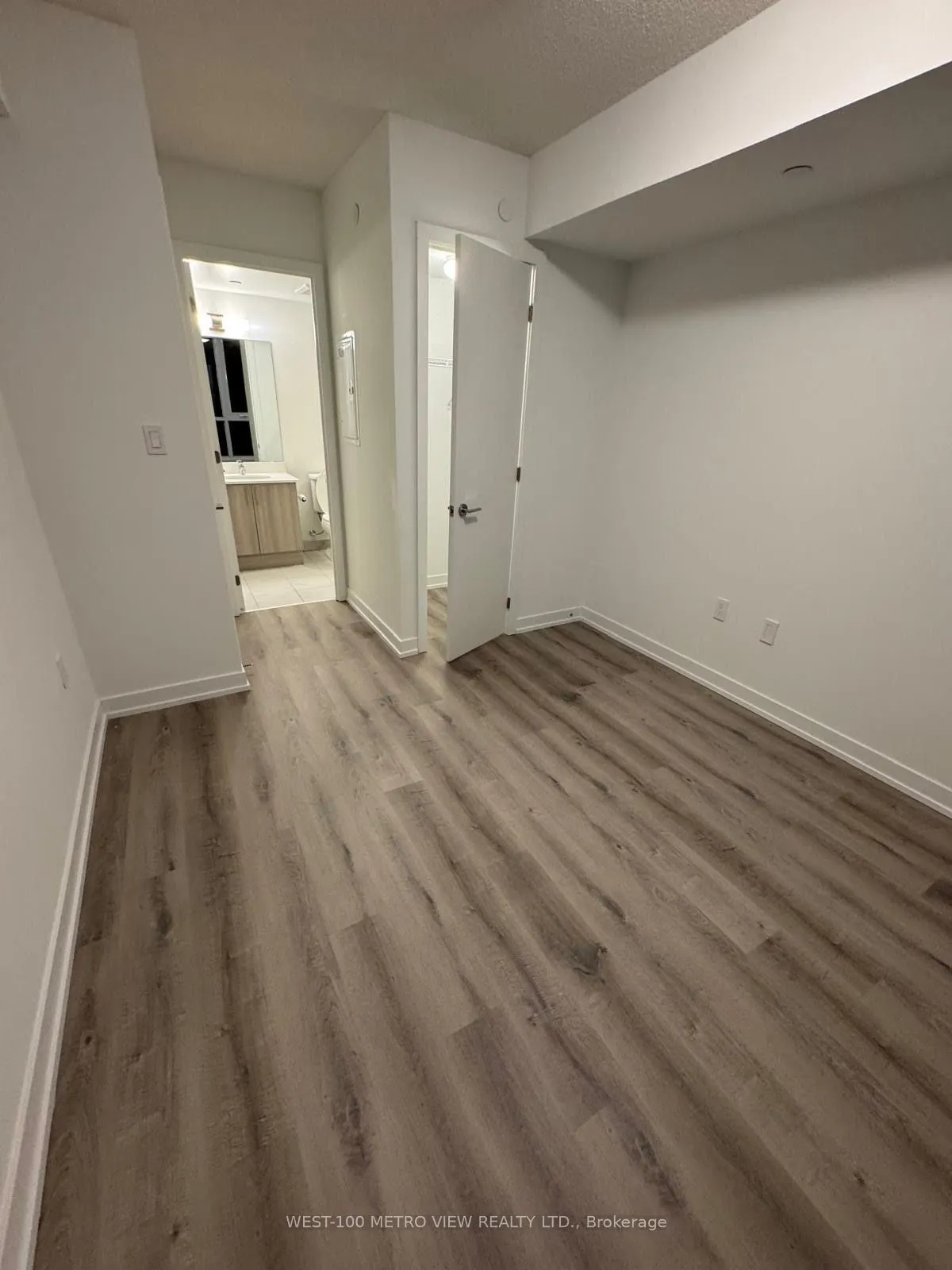556 Marlee Avenue #412