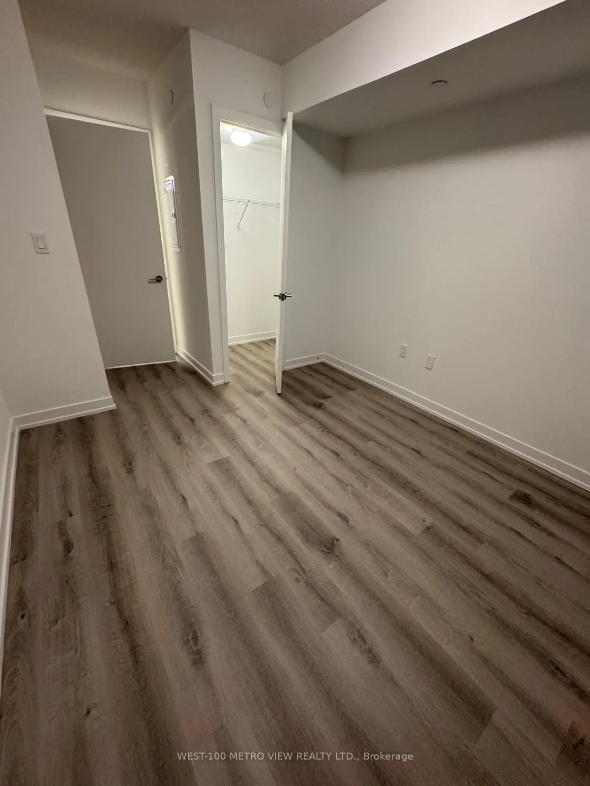 556 Marlee Avenue #412