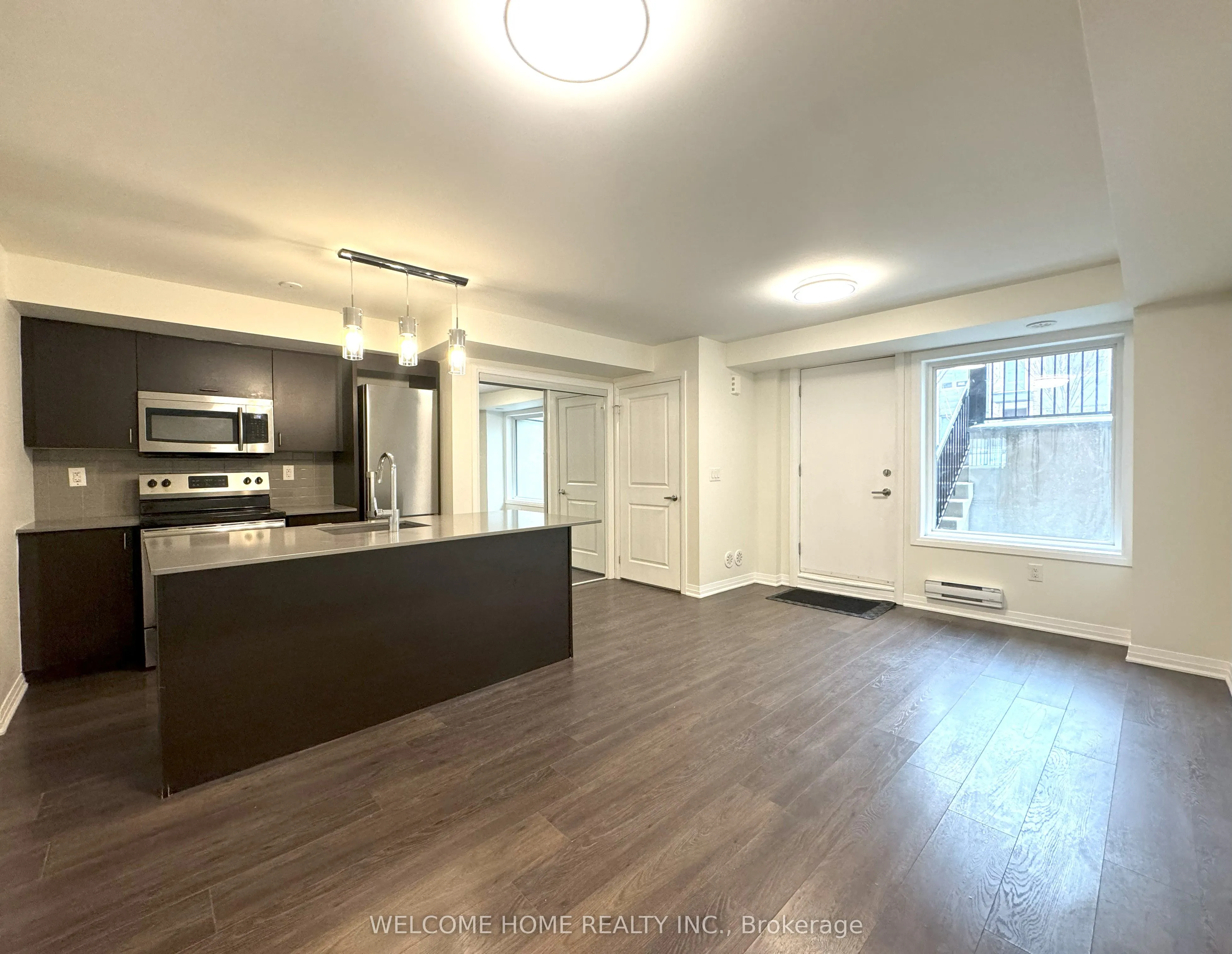 155 William Duncan Road, #1