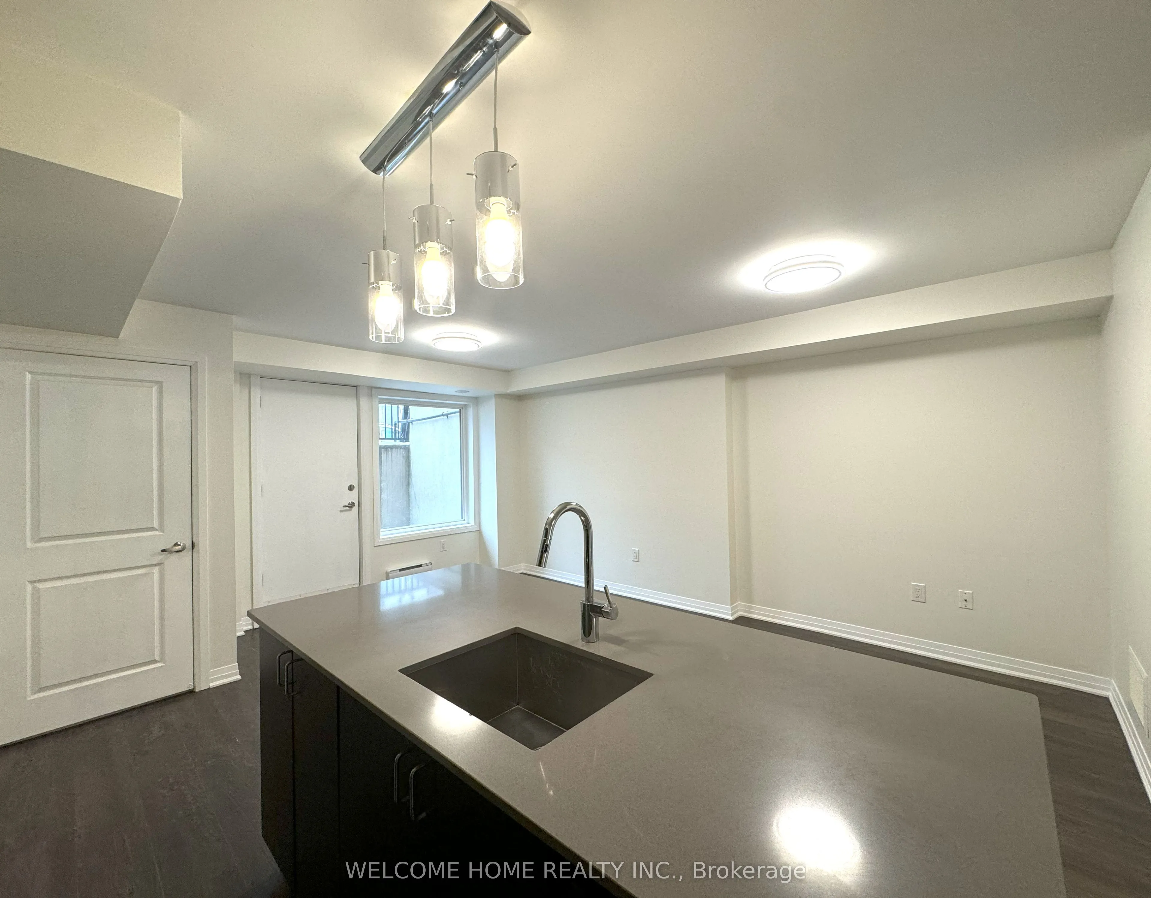 155 William Duncan Road, #1