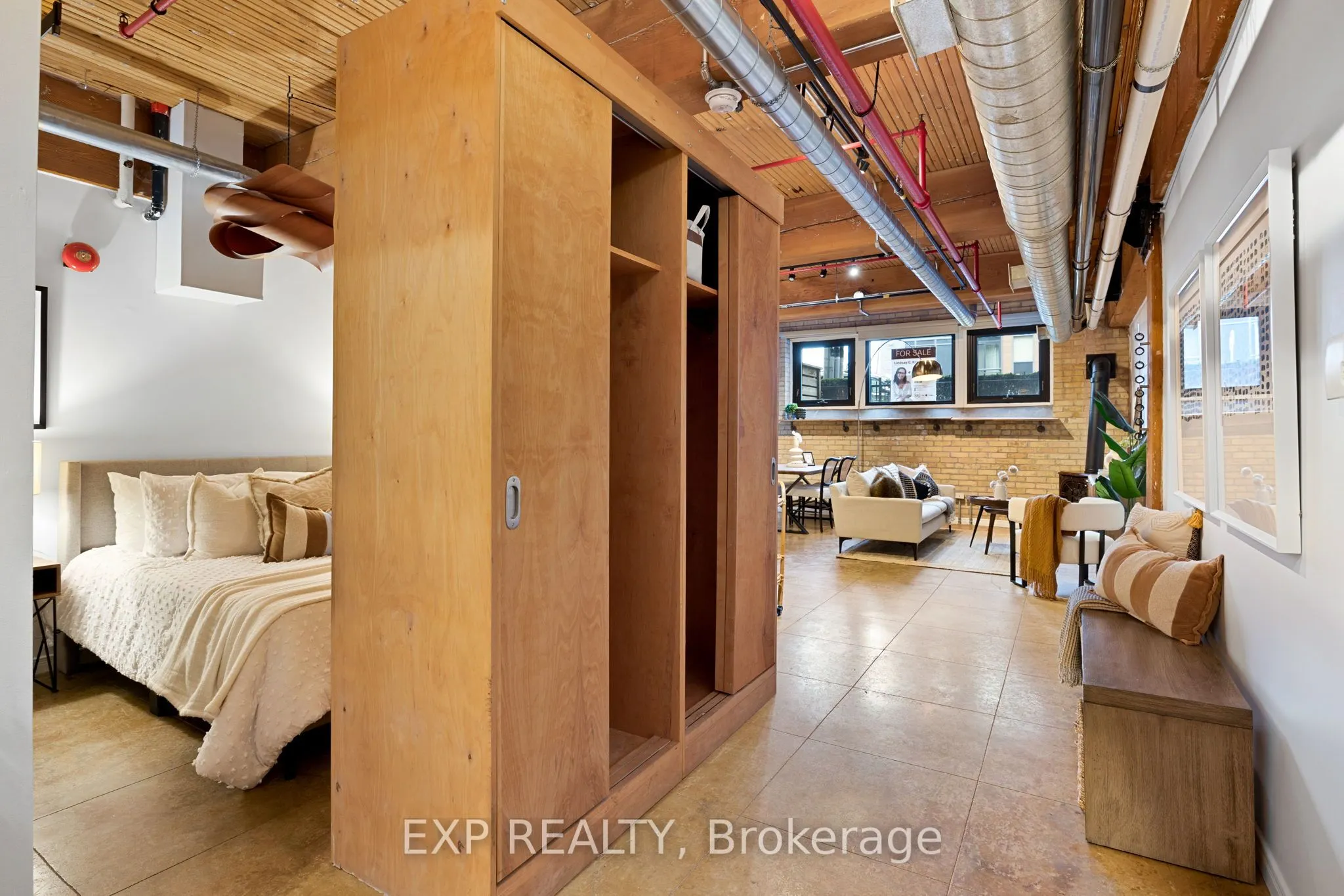 371 Wallace Avenue, #2