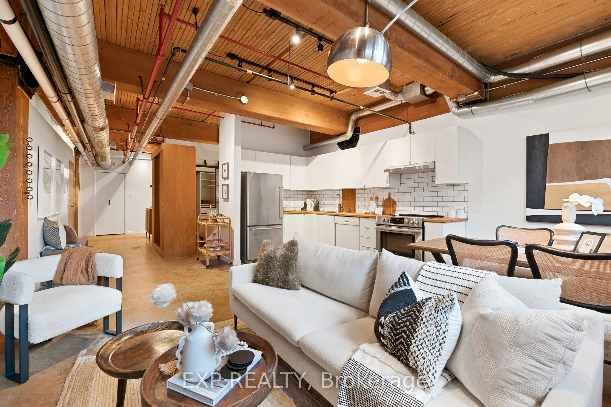 371 Wallace Avenue, #2