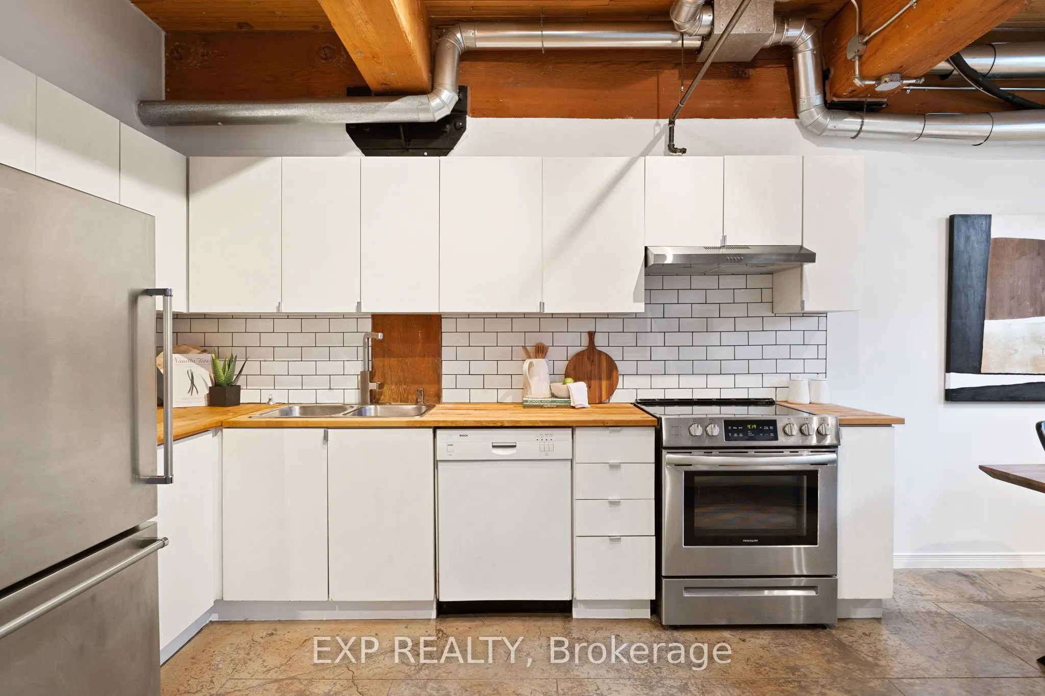 371 Wallace Avenue, #2