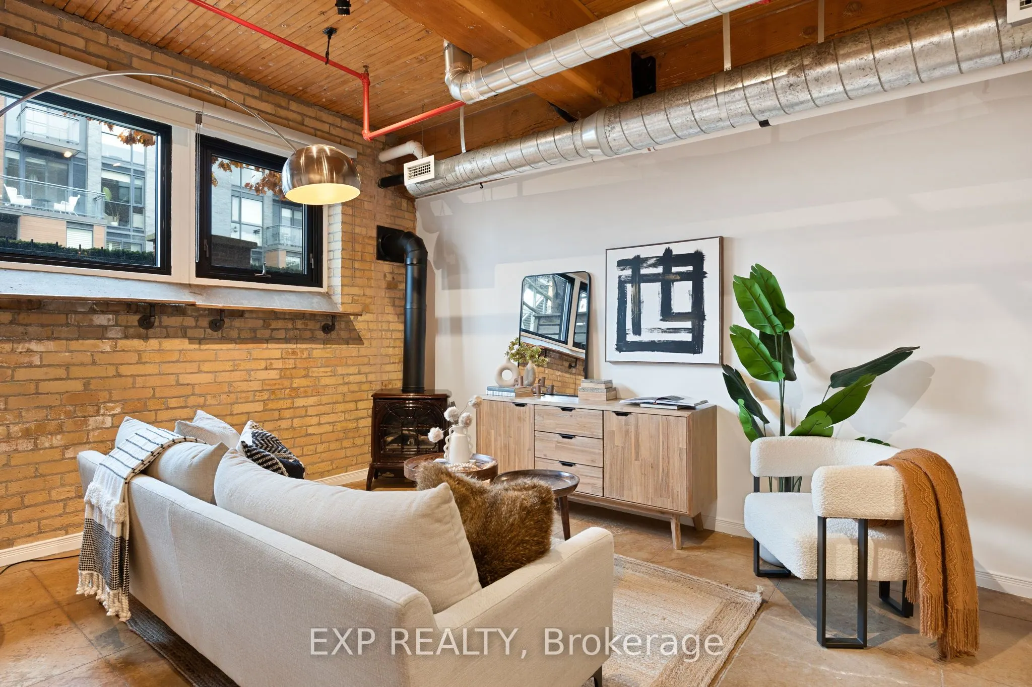 371 Wallace Avenue, #2