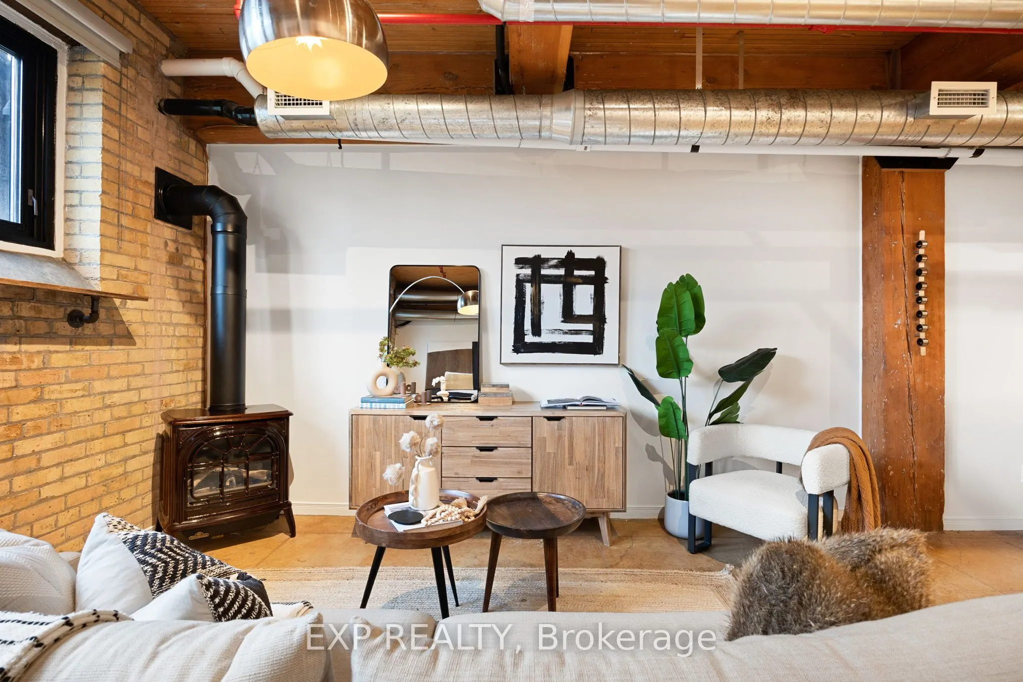 371 Wallace Avenue, #2