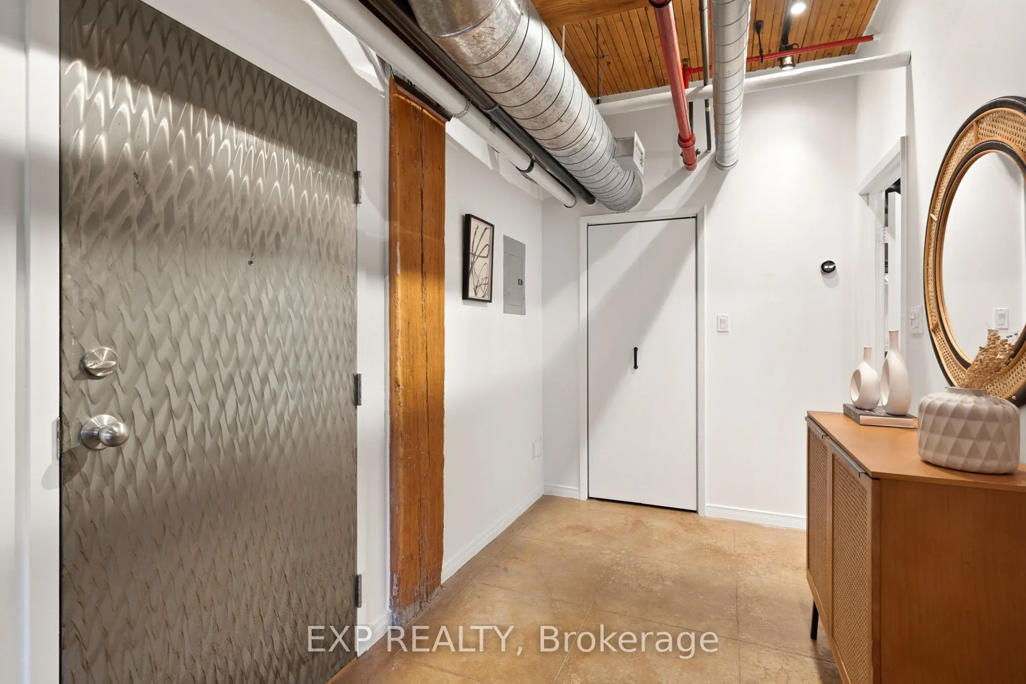 371 Wallace Avenue, #2