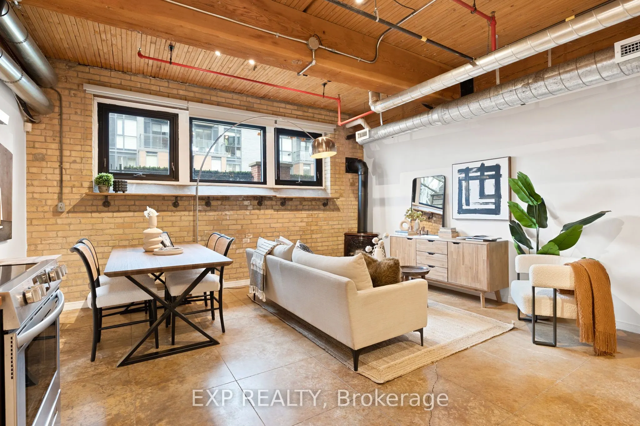 371 Wallace Avenue, #2