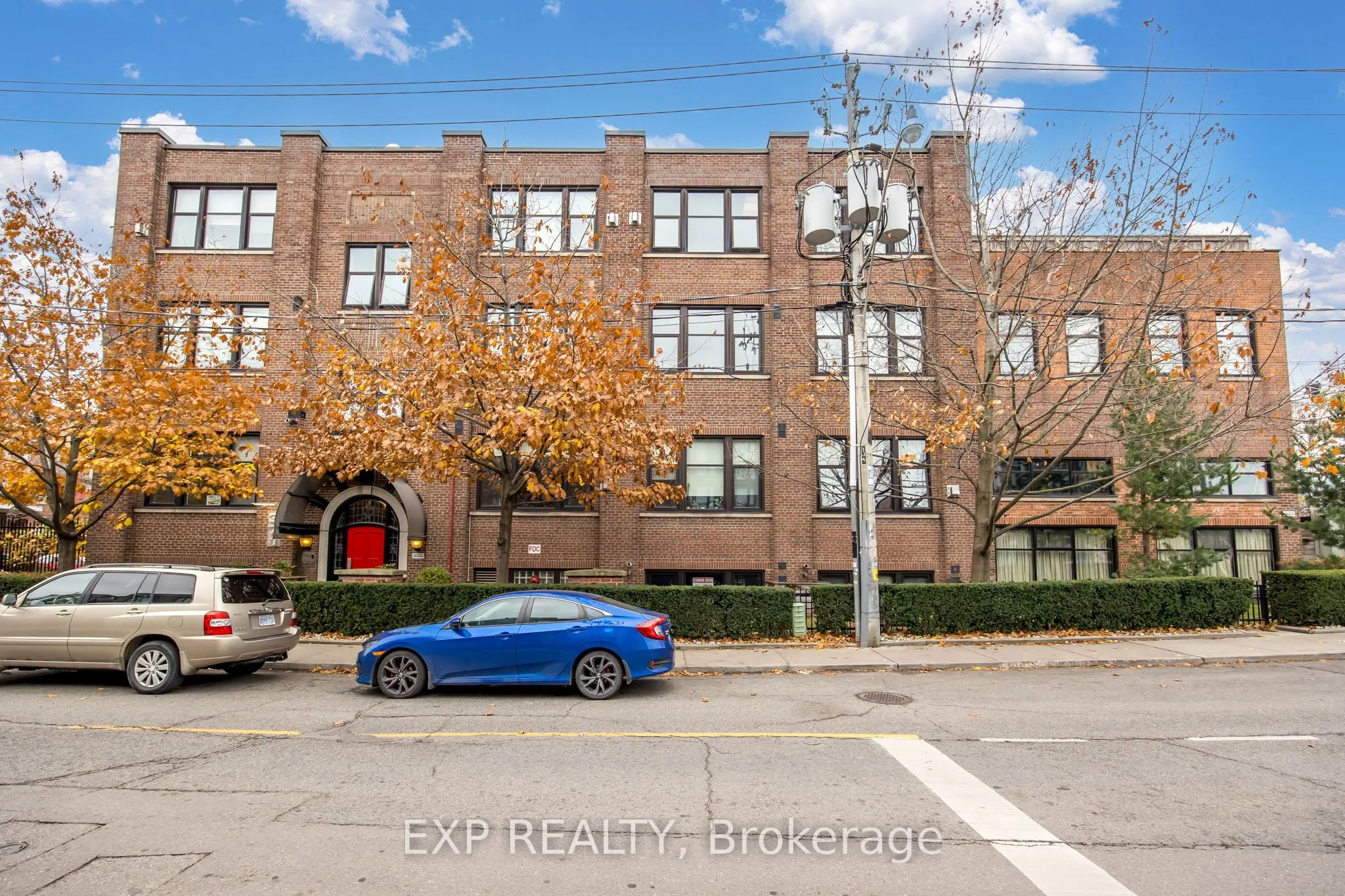 371 Wallace Avenue, #2