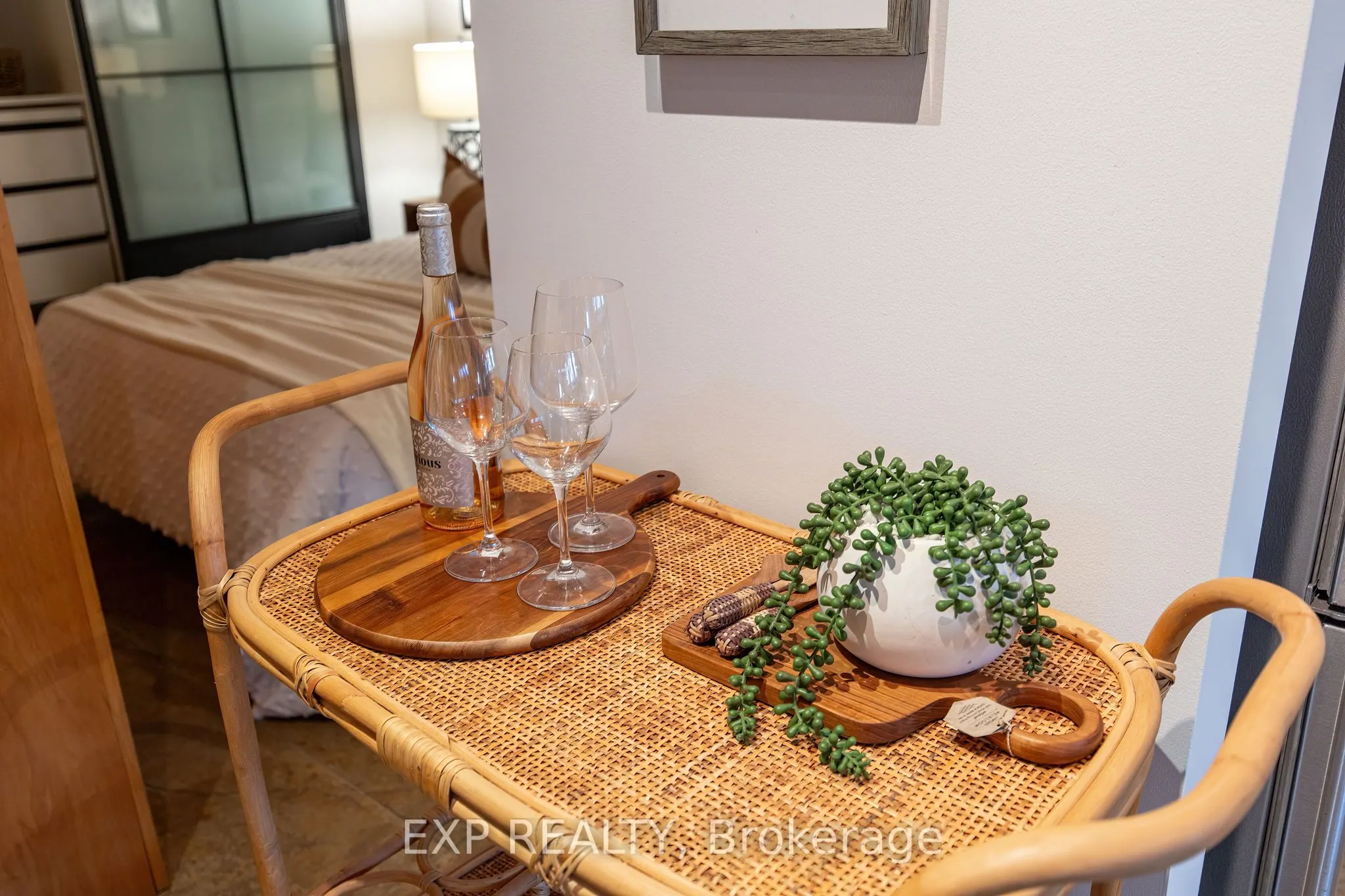 371 Wallace Avenue, #2