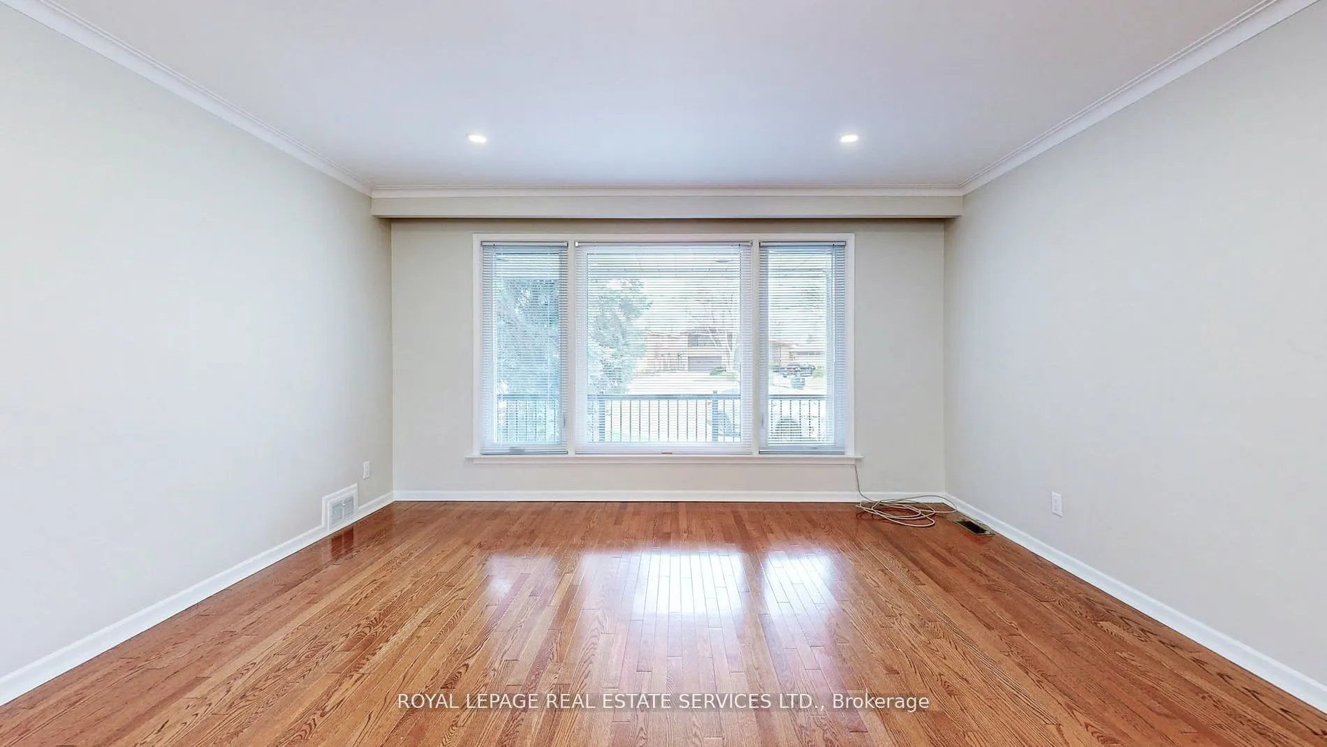 21 Pitkin Court
