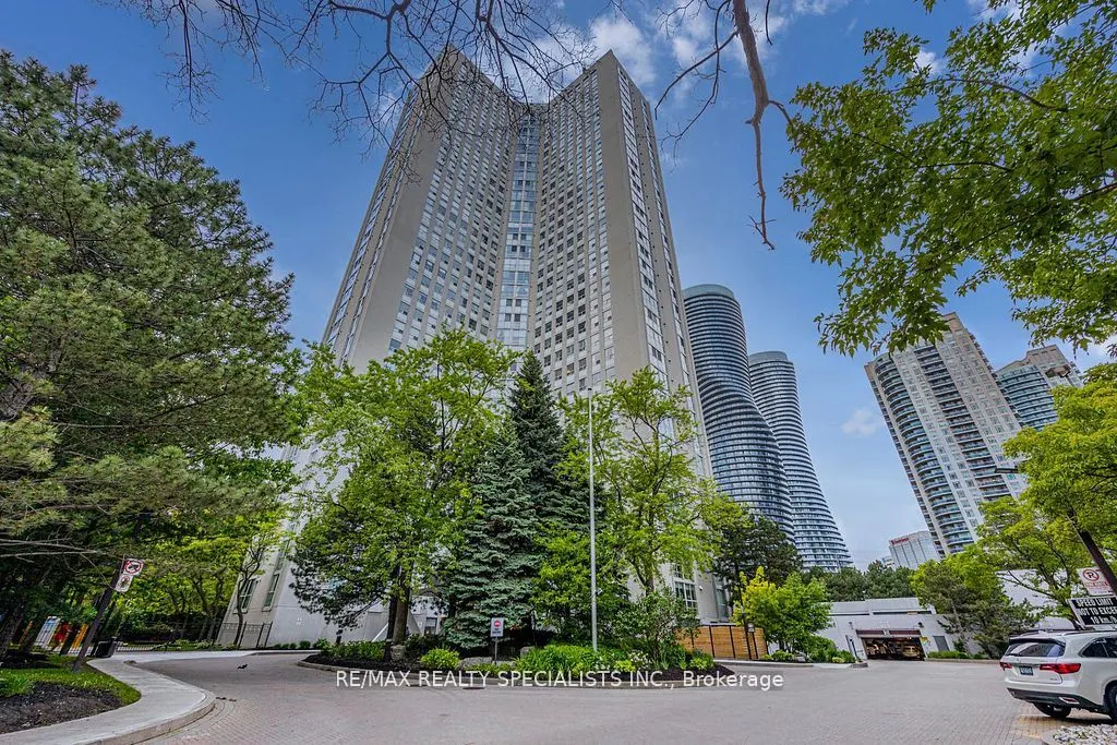 3650 Kaneff Crescent, #2301