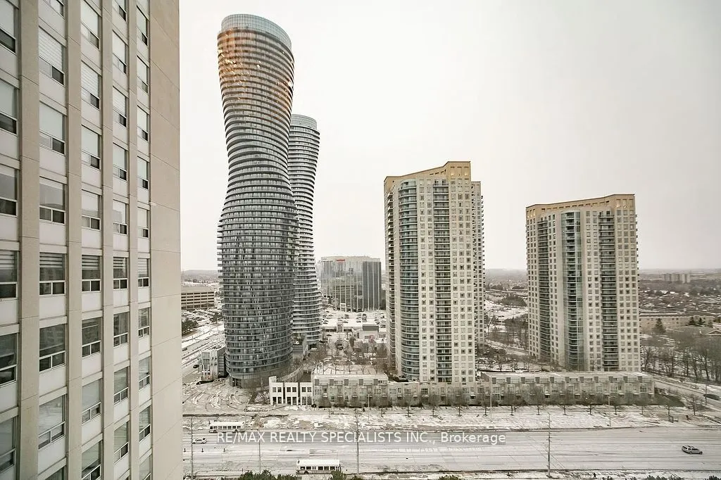 3650 Kaneff Crescent, #2301