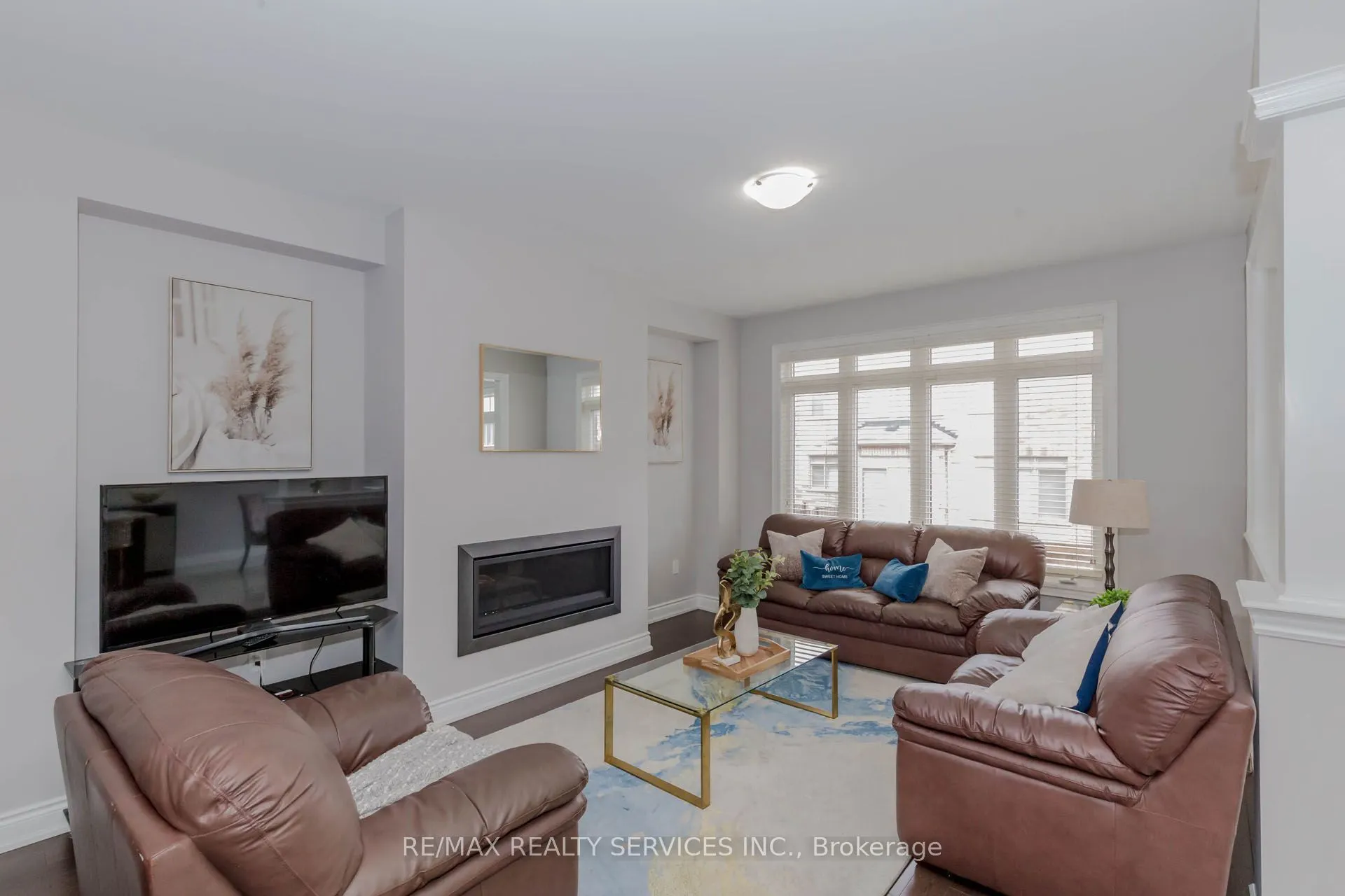 12 Enclave Trail