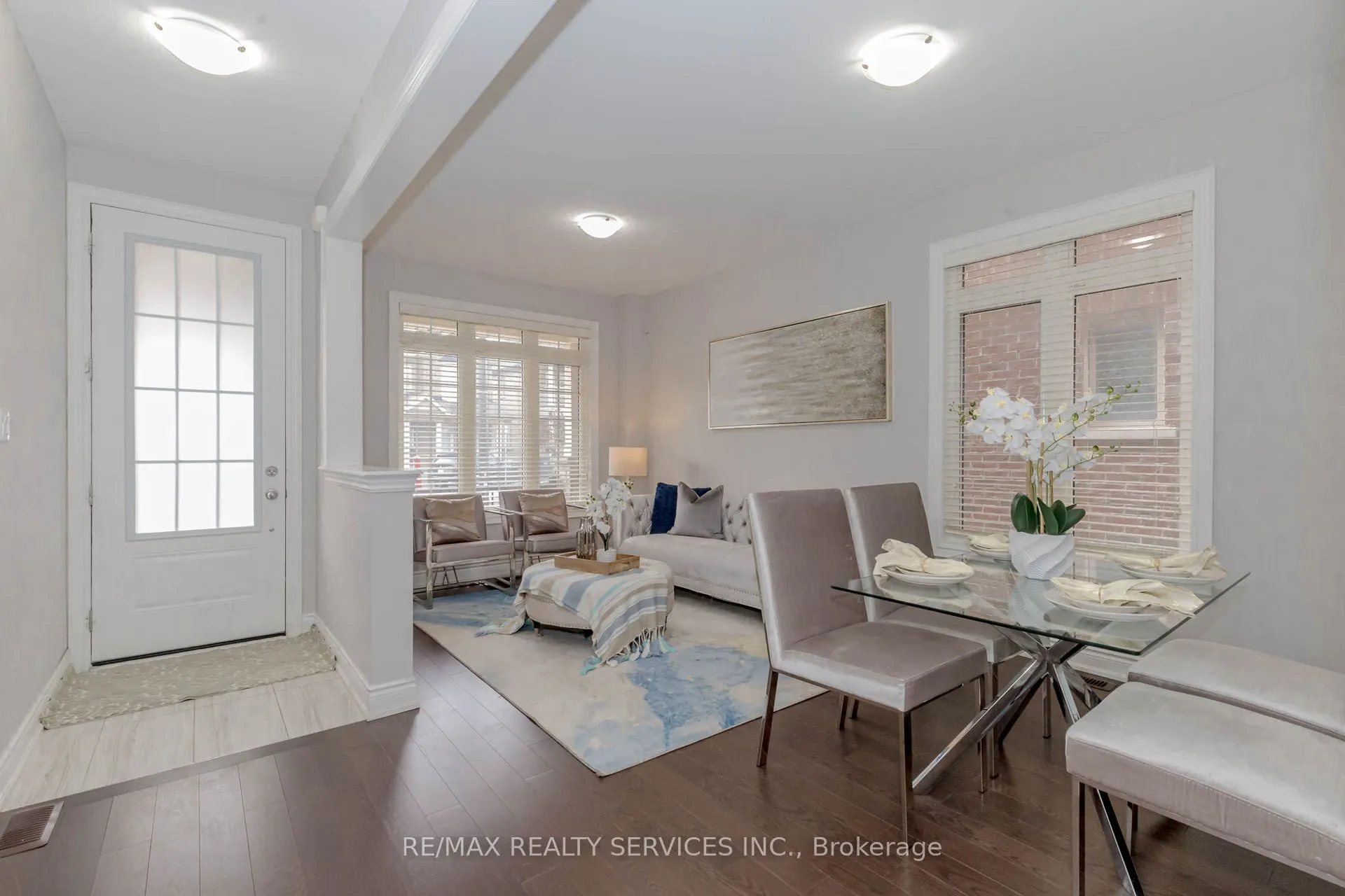 12 Enclave Trail