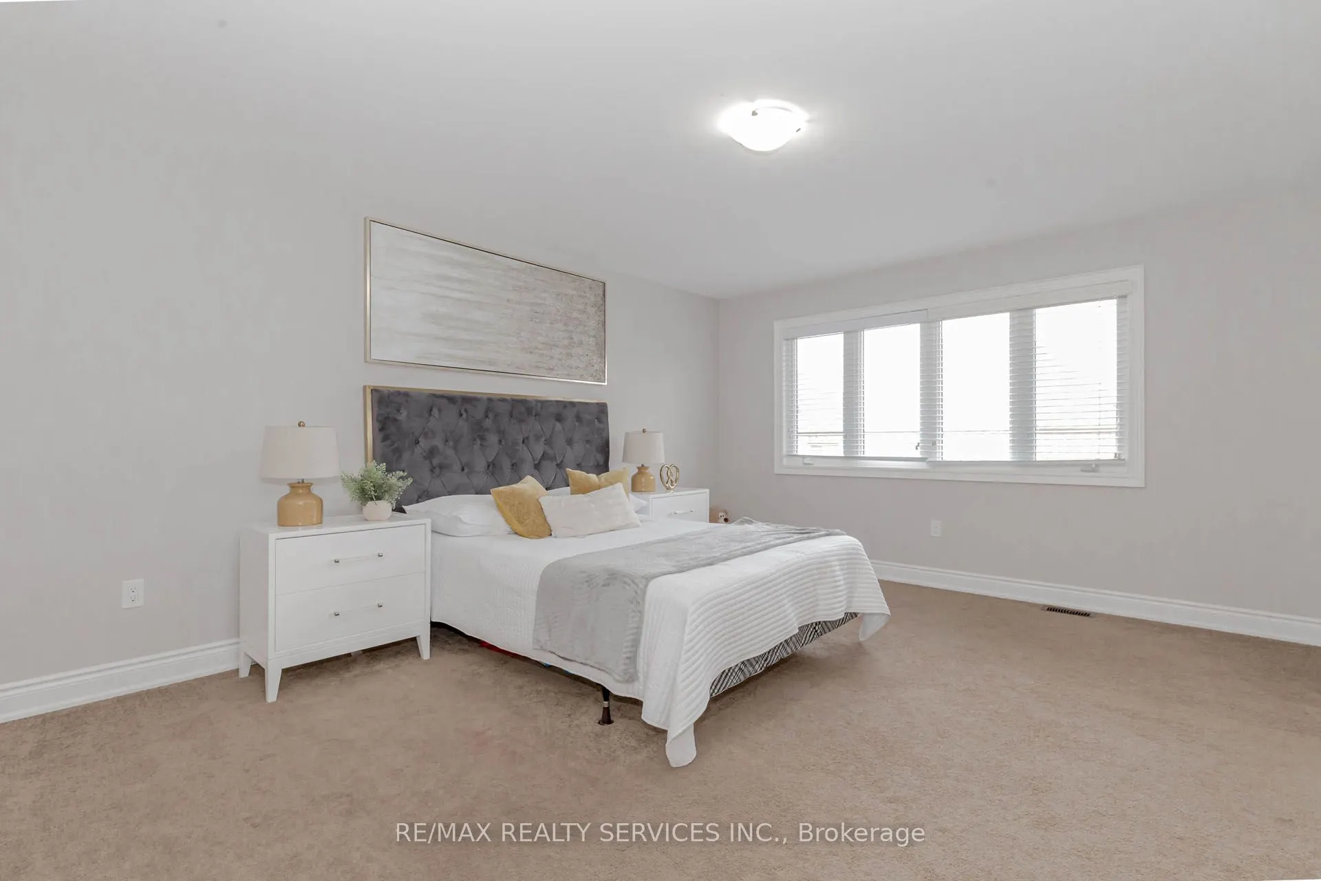 12 Enclave Trail