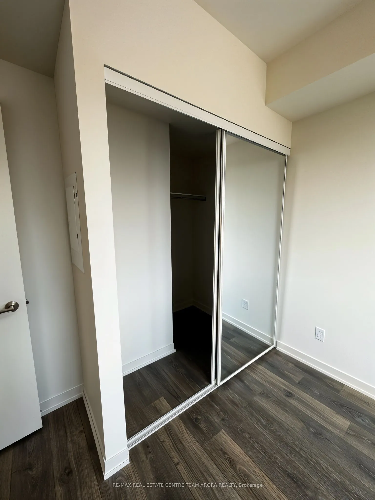 58 Sky Harbour Drive, #417
