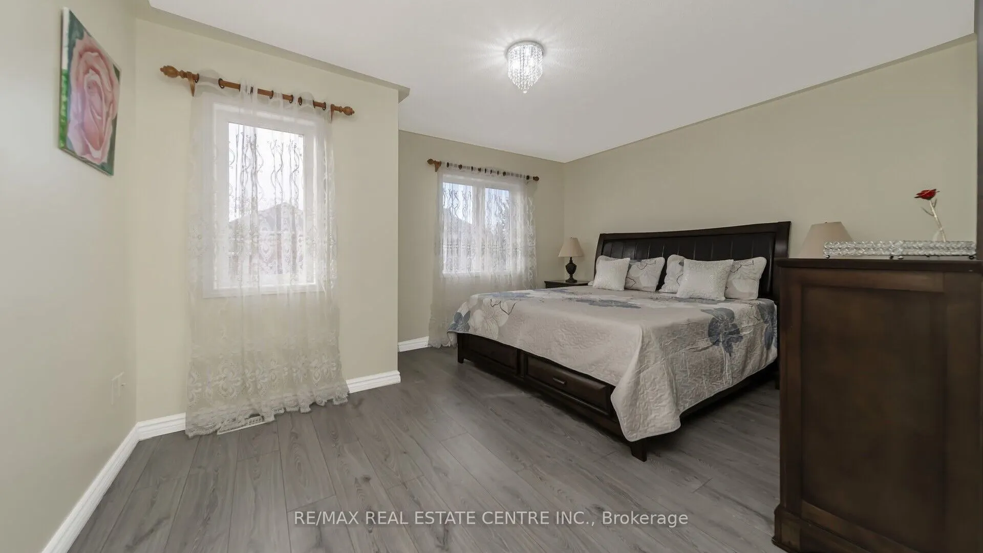 4 Chetholme Place