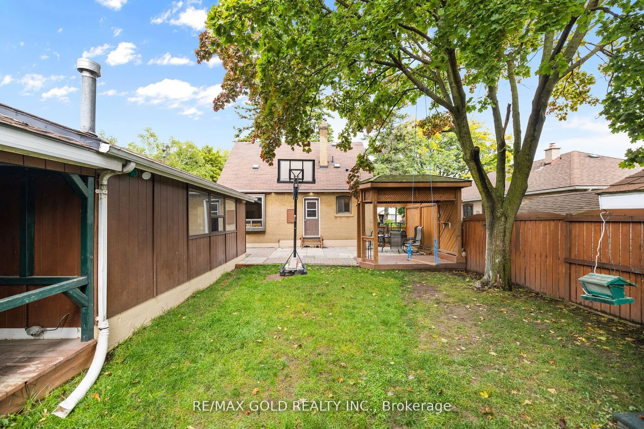 20 Hatfield Crescent