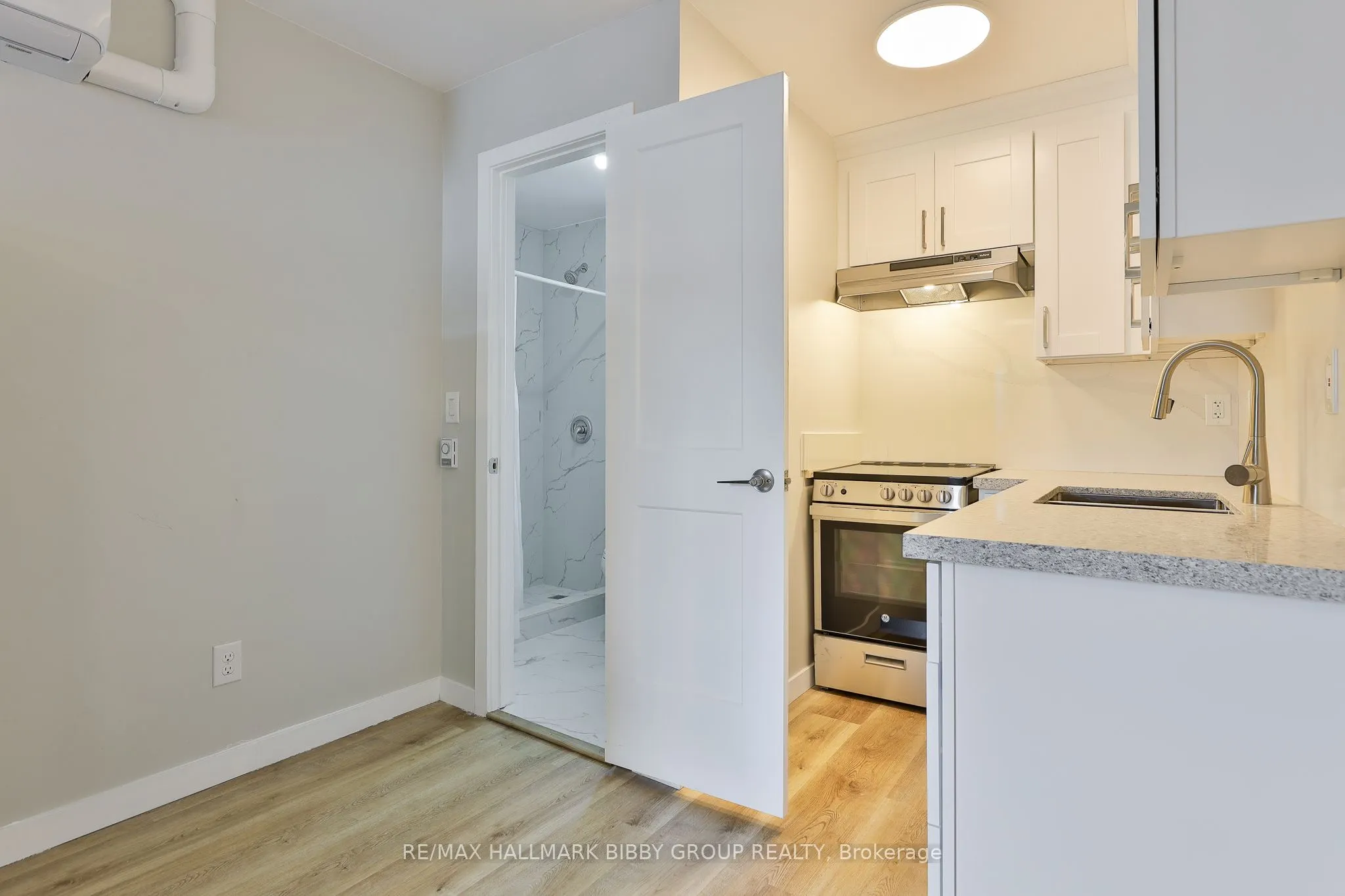 564 St Clarens Avenue, #Laneway