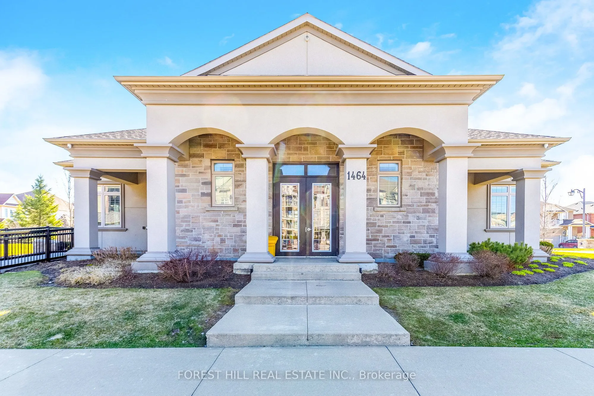 1440 Main Street E, #109