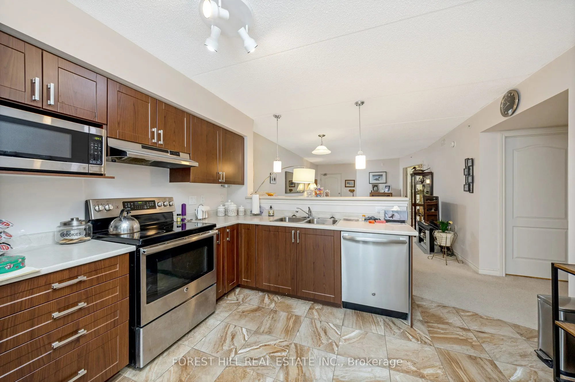 1440 Main Street E, #109