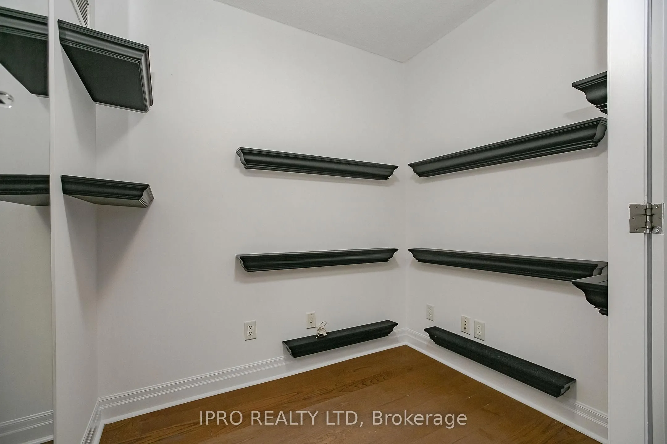2119 Lake Shore Boulevard W #217