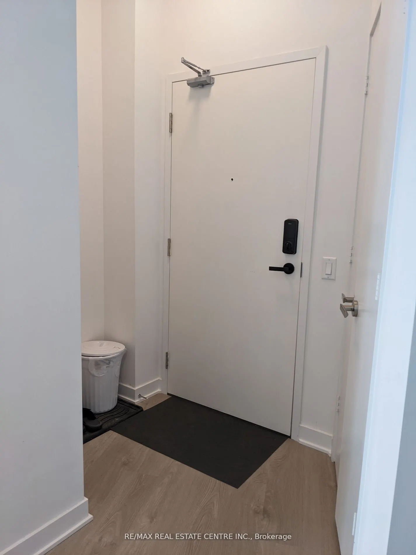 3900 Confederation Parkway, #302