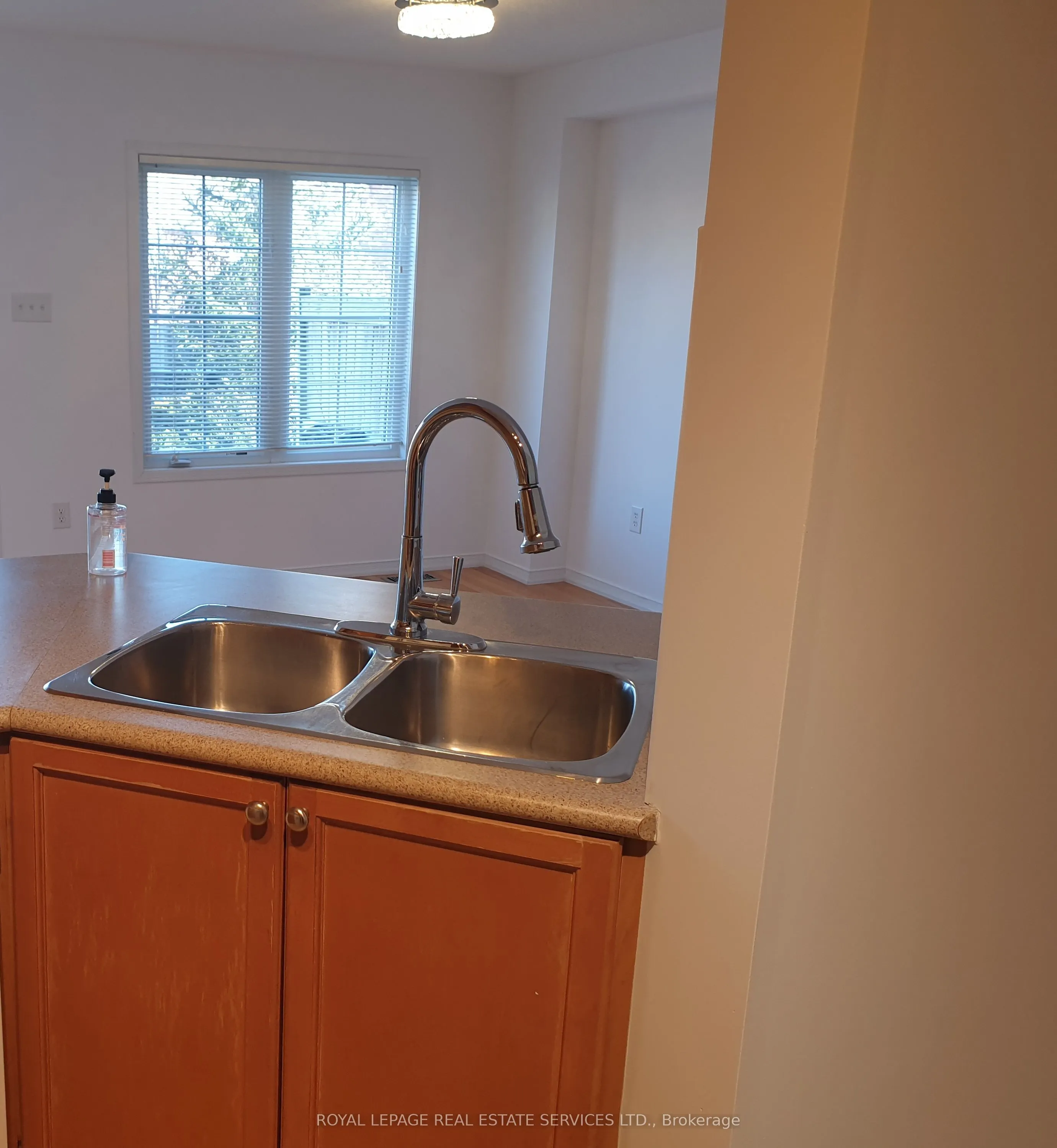 5255 Palmetto Place, #152