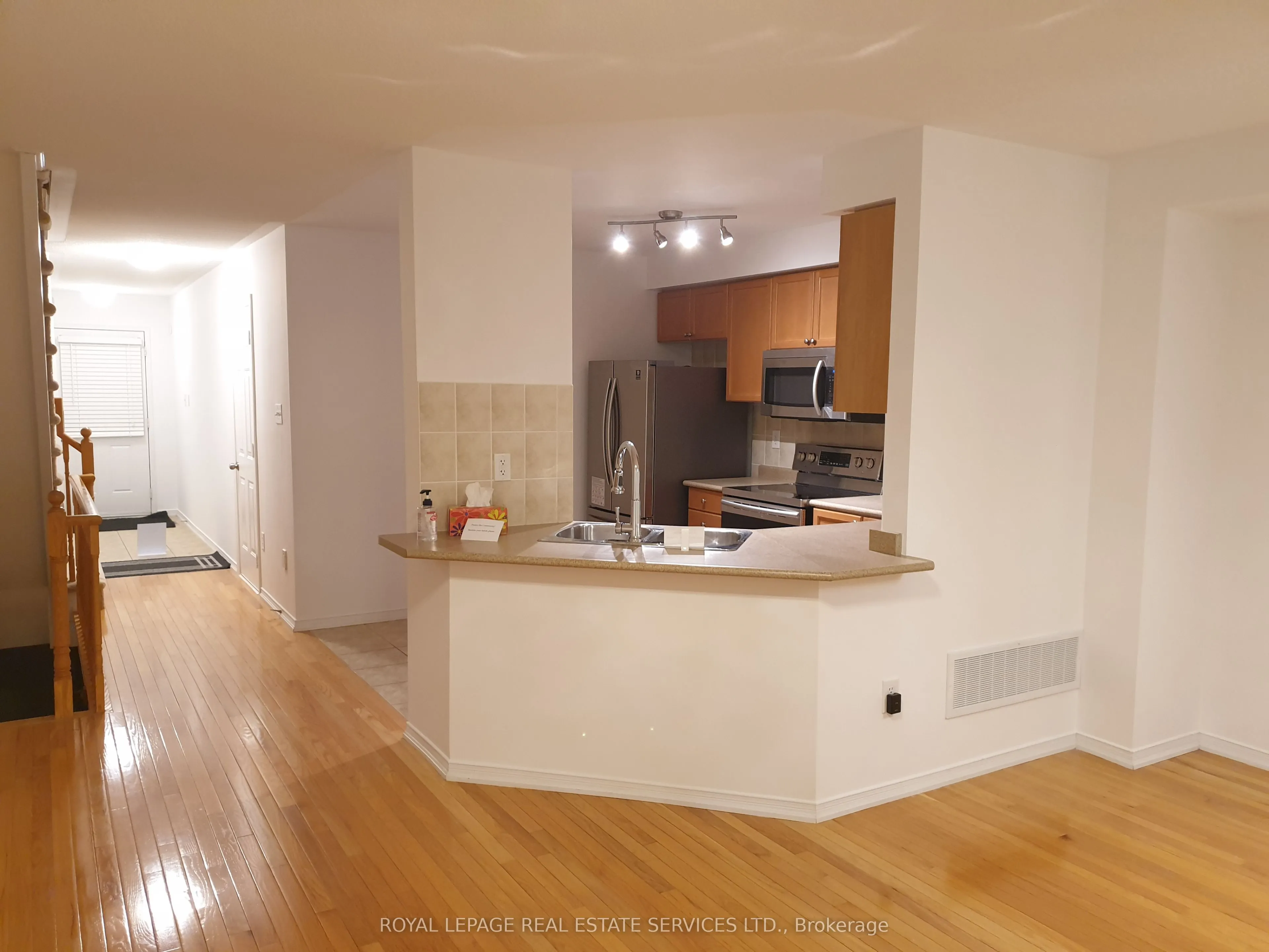 5255 Palmetto Place, #152