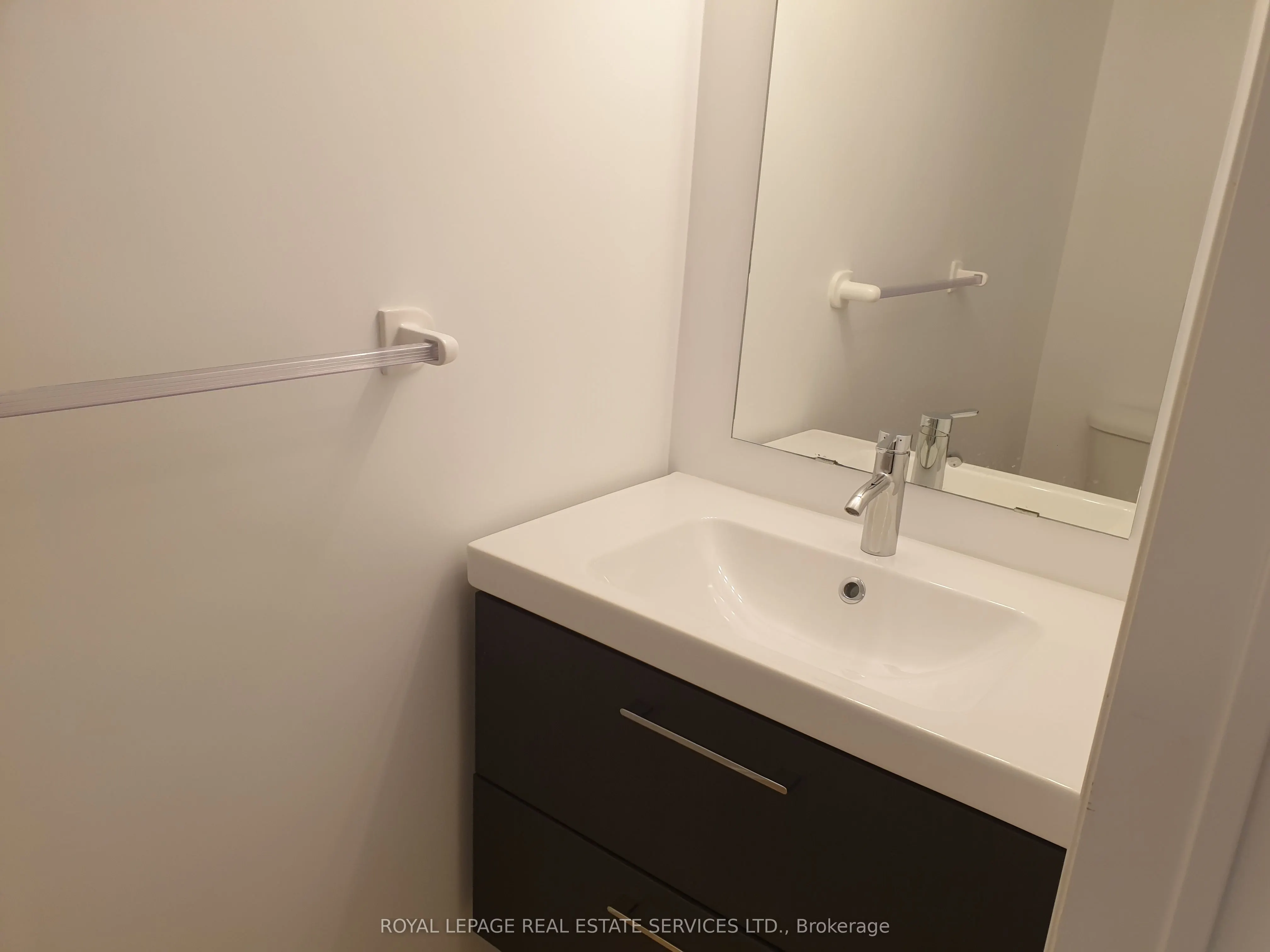 5255 Palmetto Place, #152