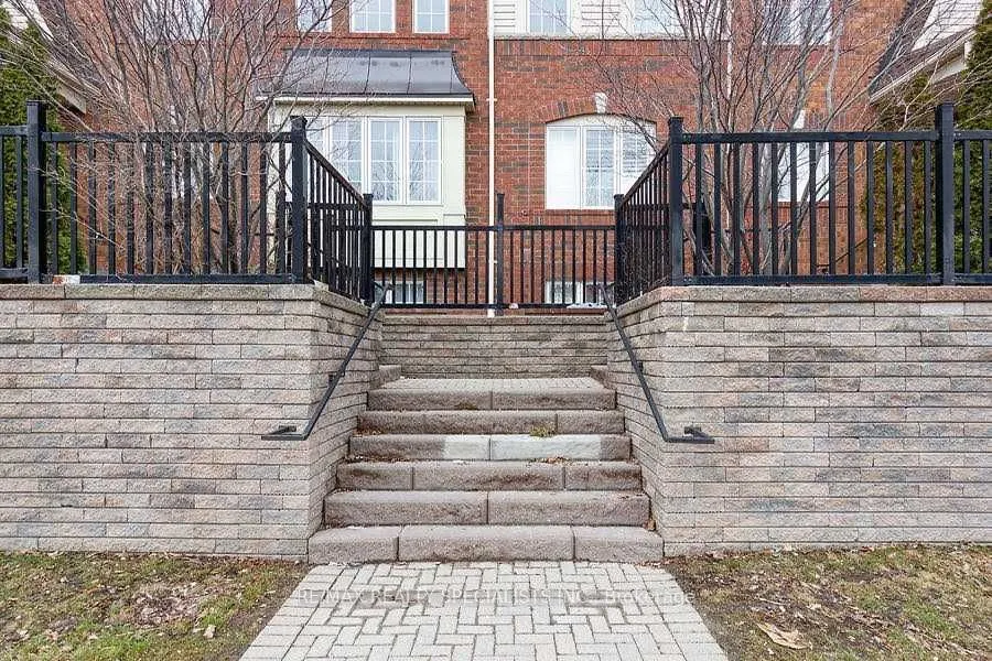 3032 Clayhill Road, #6