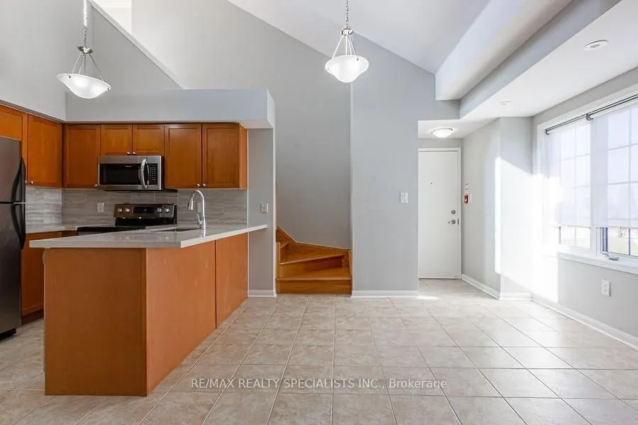 3032 Clayhill Road, #6