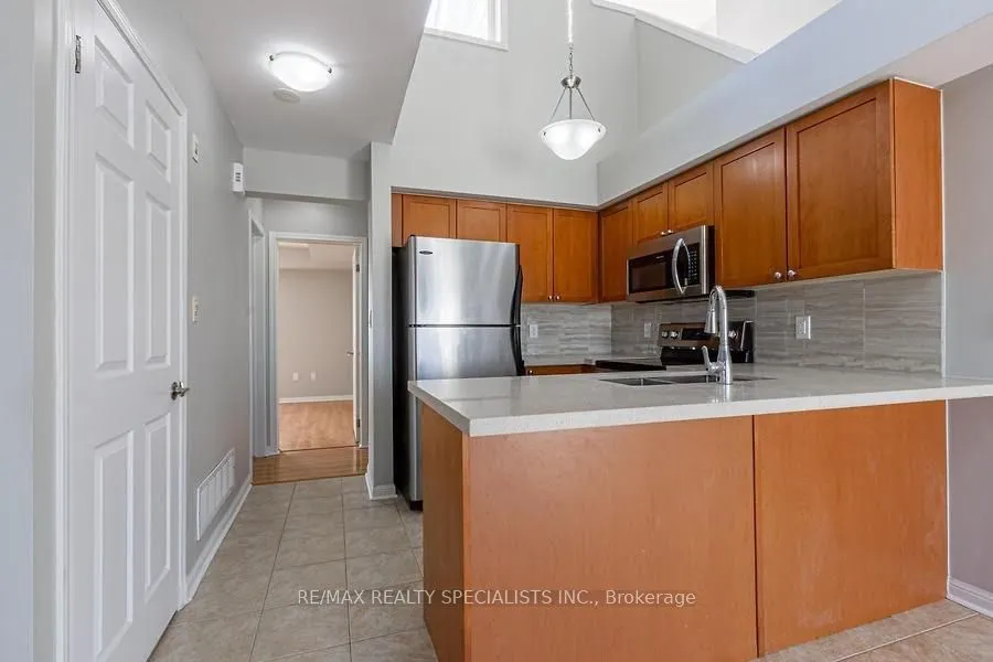 3032 Clayhill Road, #6