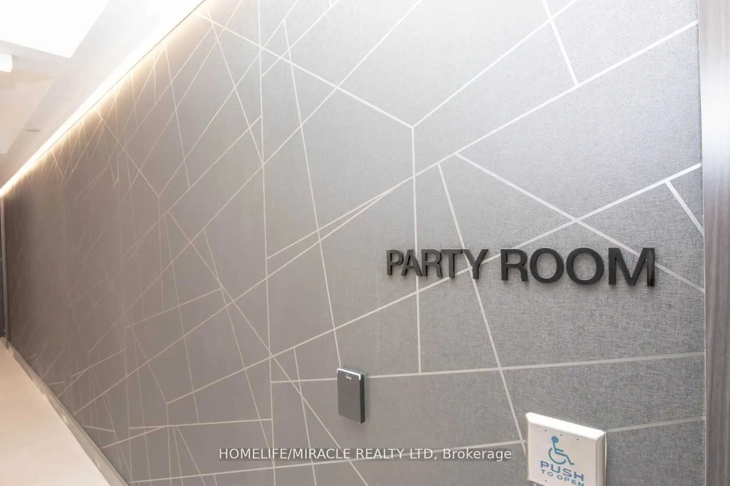 30 Samuel Wood Way, #905
