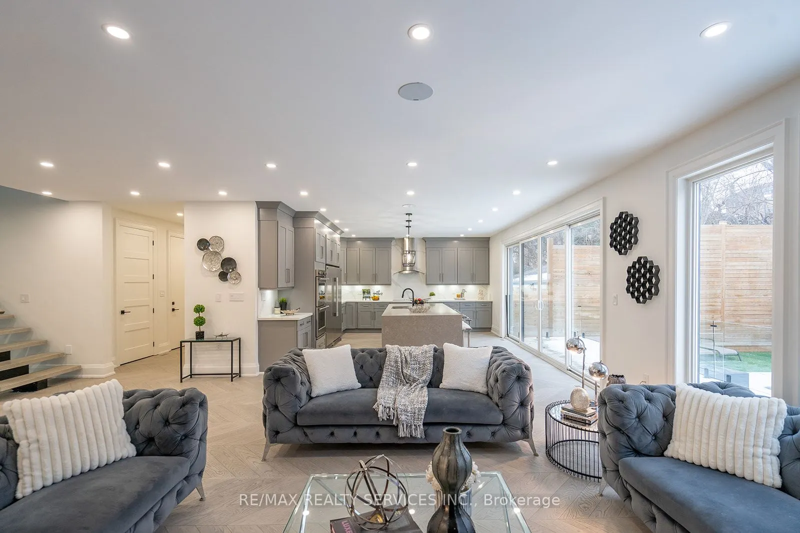 3 Bonnyview Drive