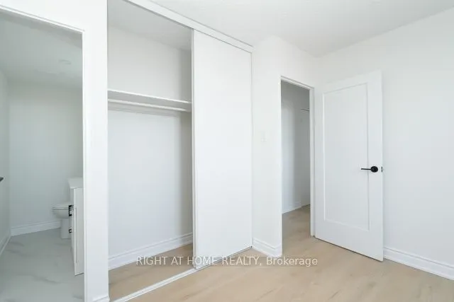 1625 Bloor Street E, #815