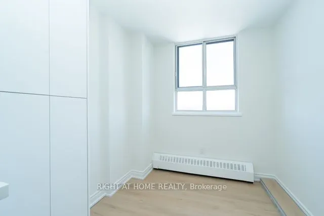 1625 Bloor Street E, #815
