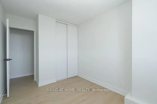 1625 Bloor Street E, #815