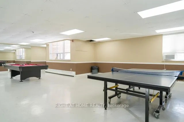 1625 Bloor Street E, #815