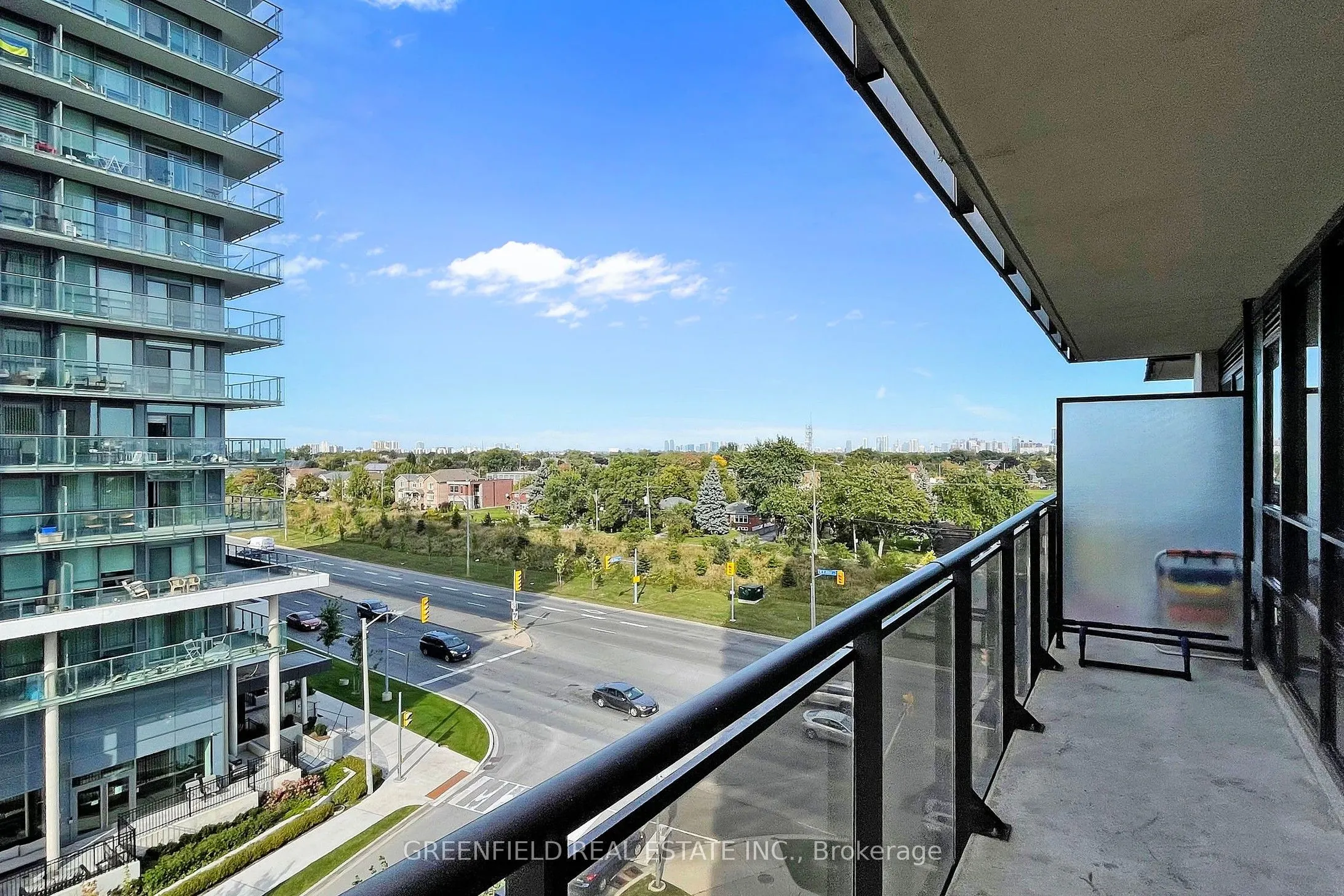 1 De Boers Drive, #604