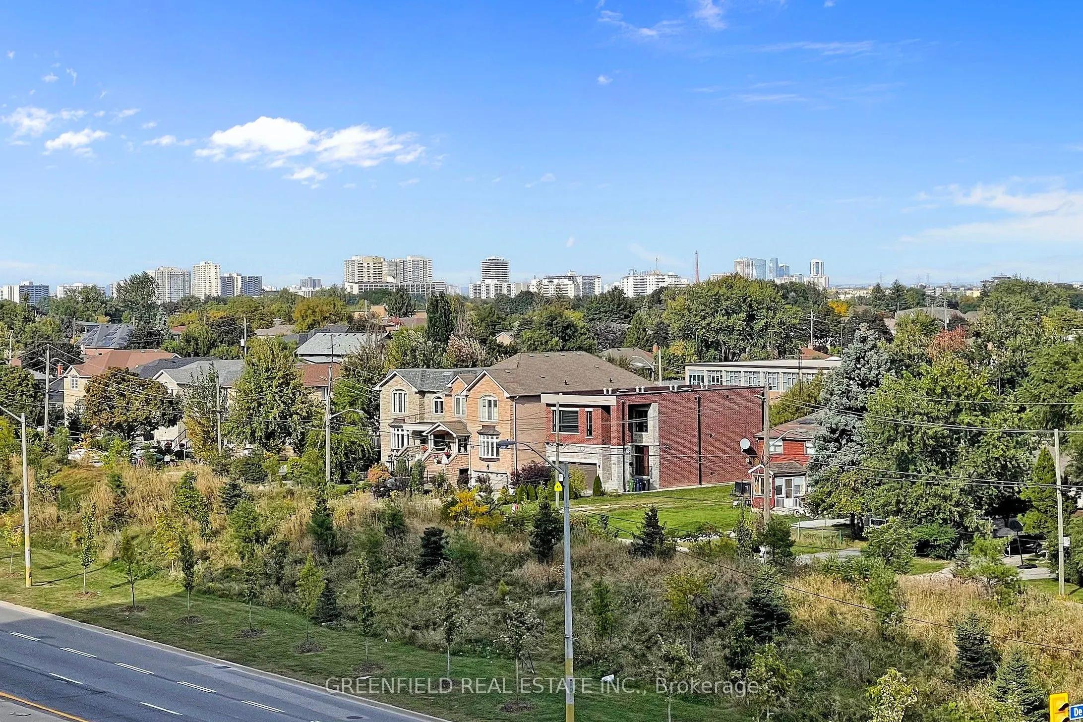 1 De Boers Drive, #604