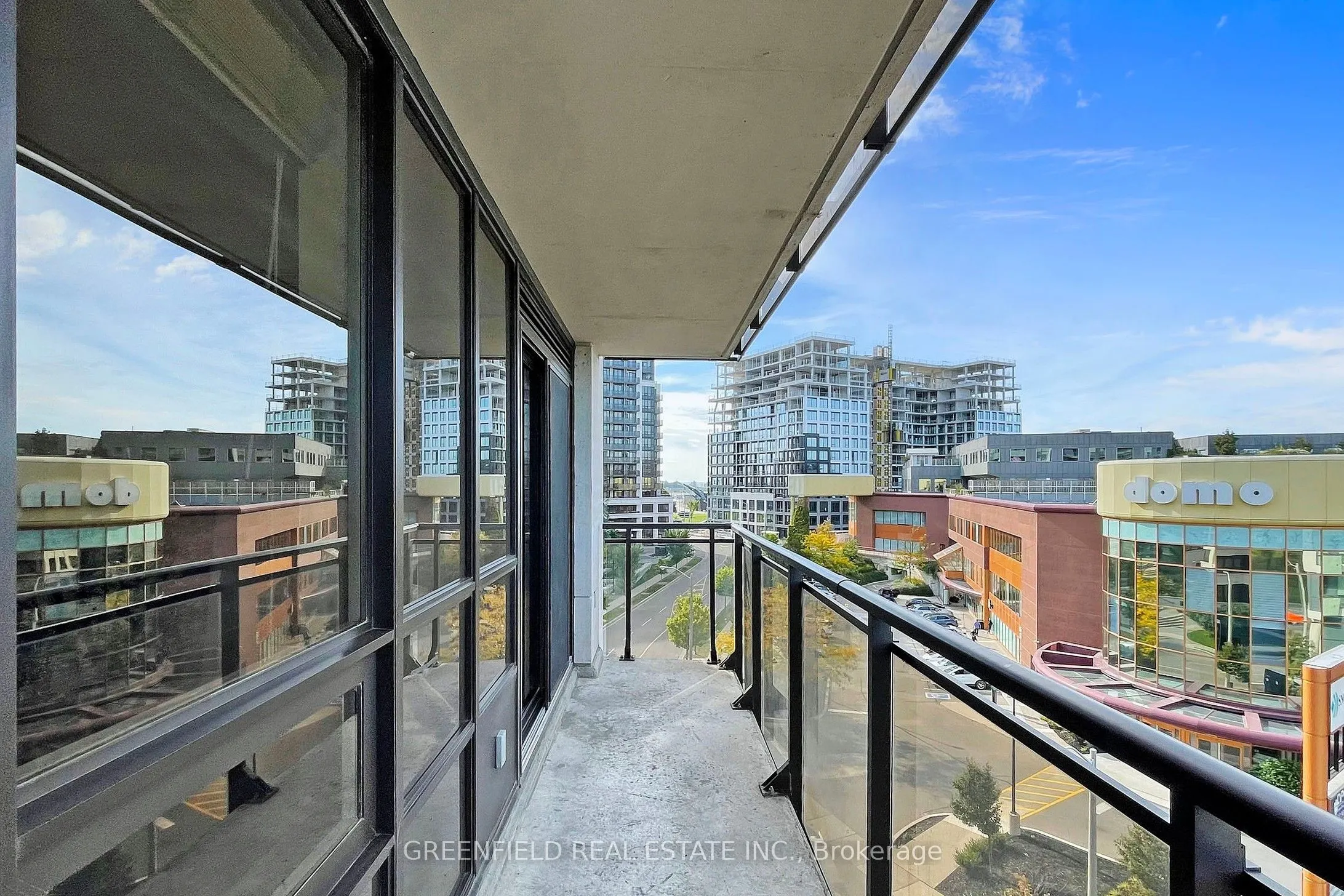 1 De Boers Drive, #604