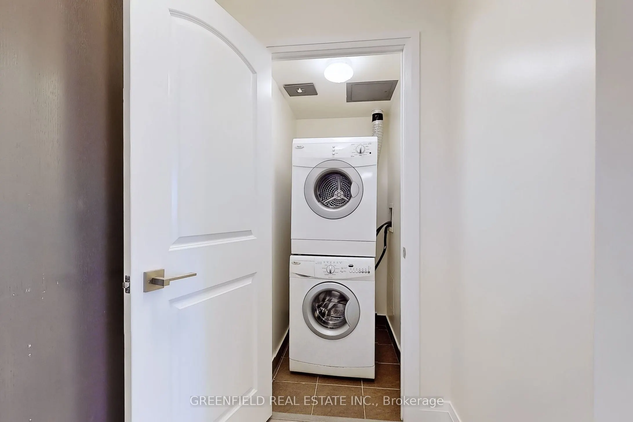 1 De Boers Drive, #604