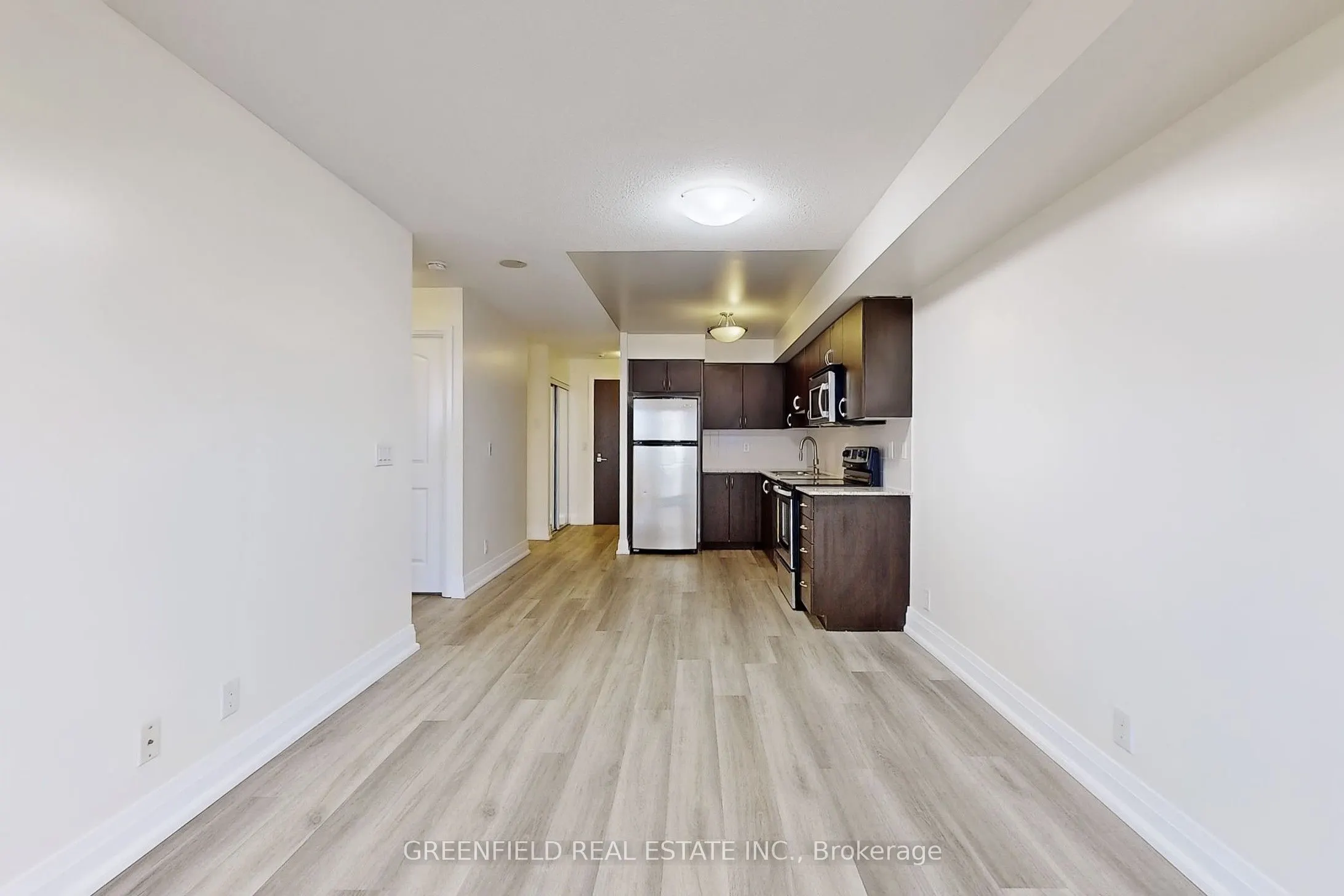 1 De Boers Drive, #604