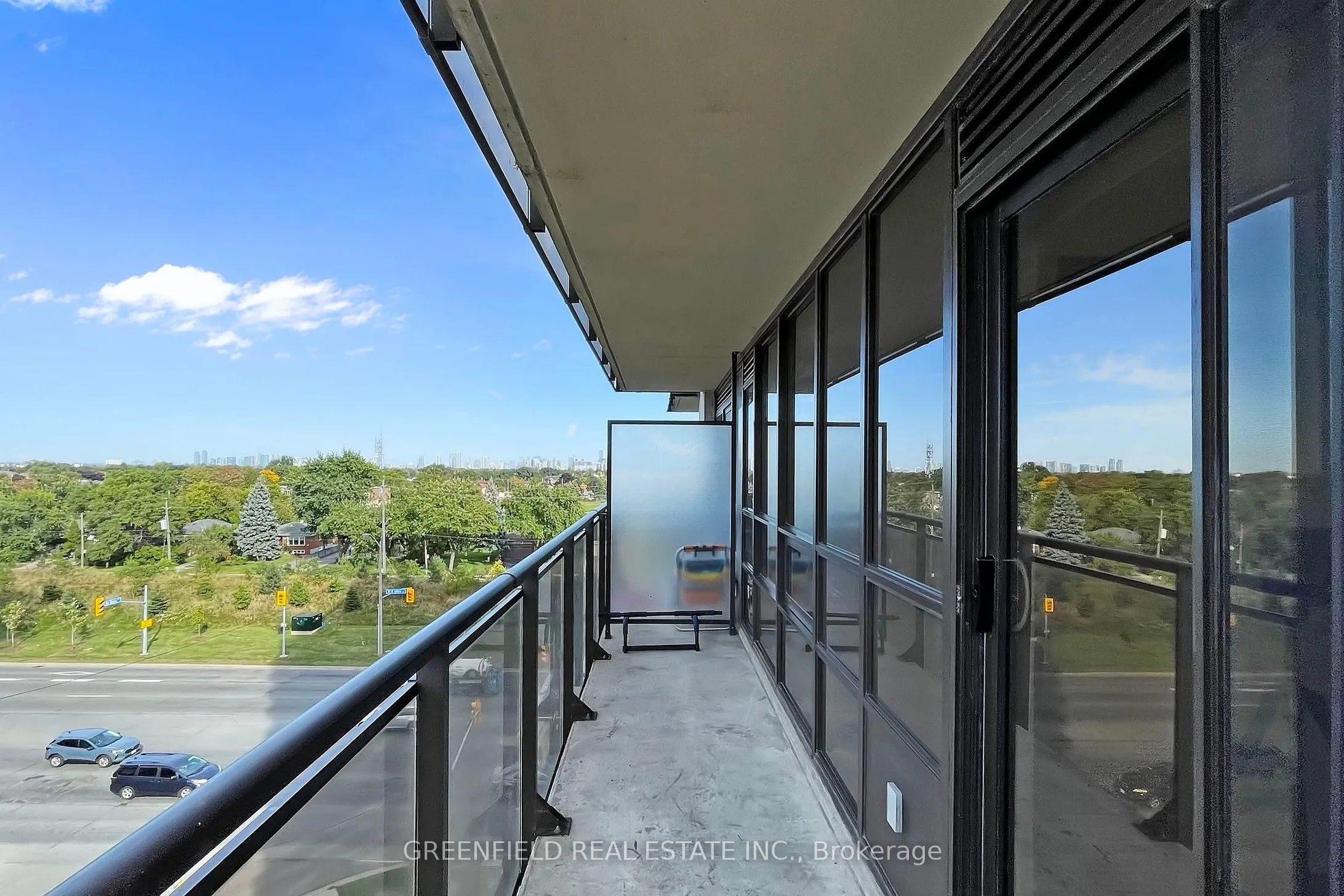 1 De Boers Drive, #604