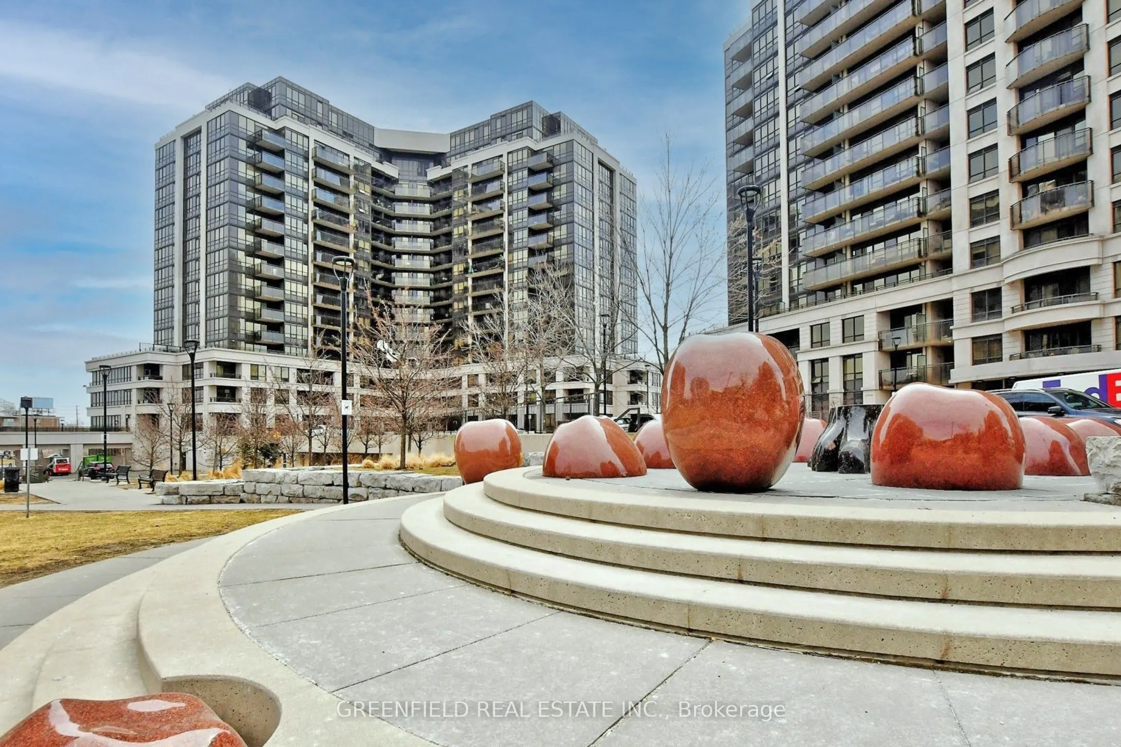 1 De Boers Drive, #604