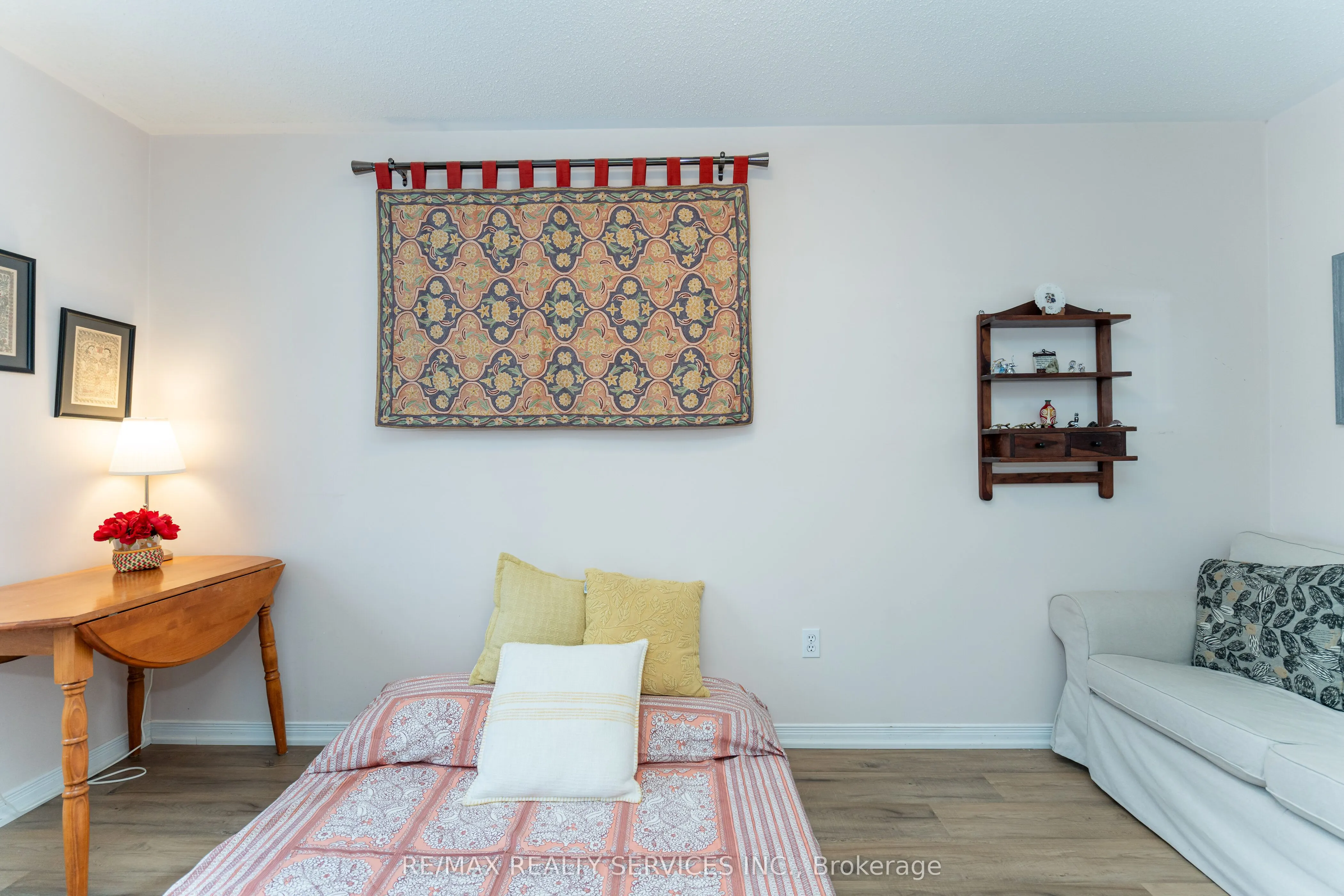 2139 Oakpoint Road