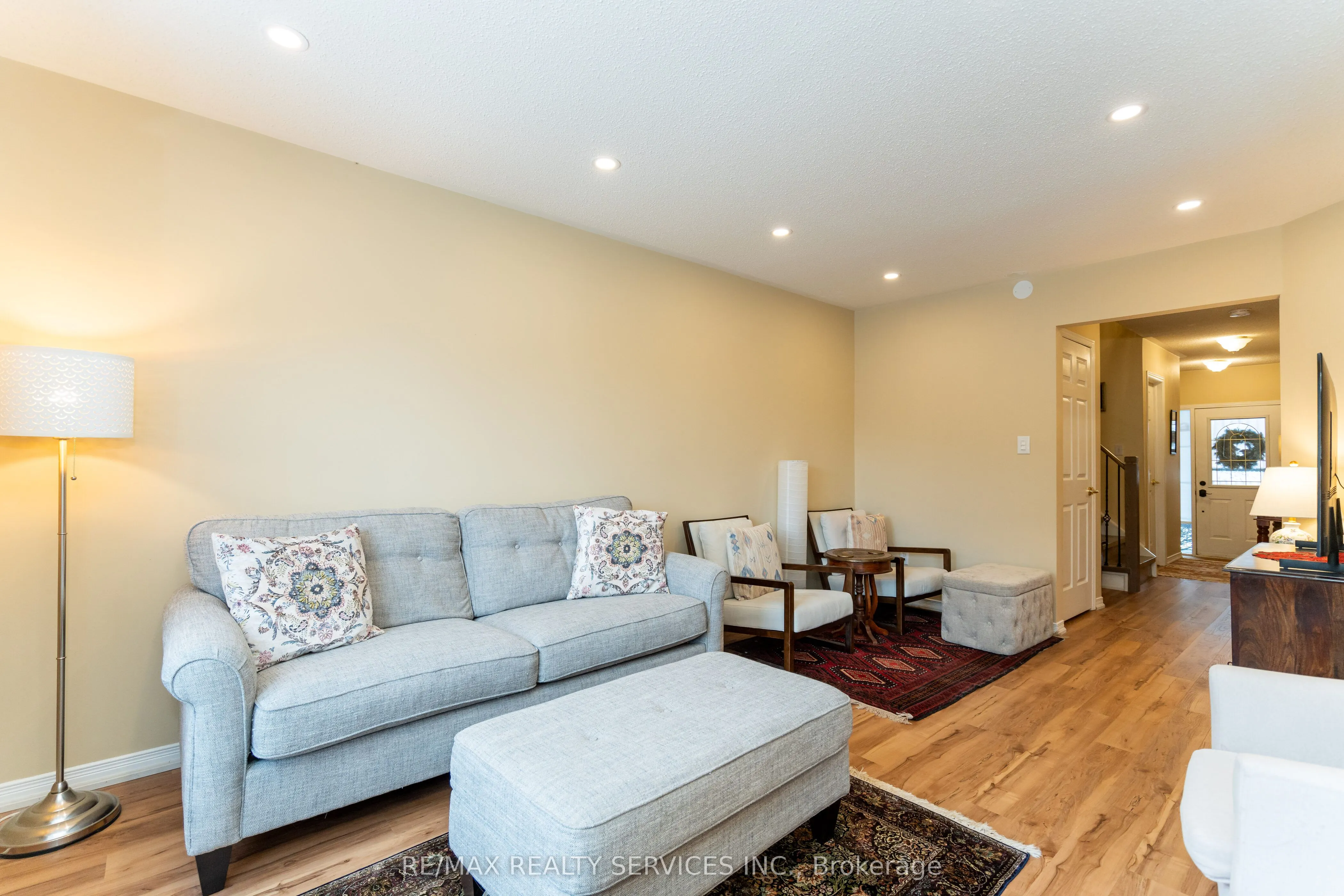 2139 Oakpoint Road
